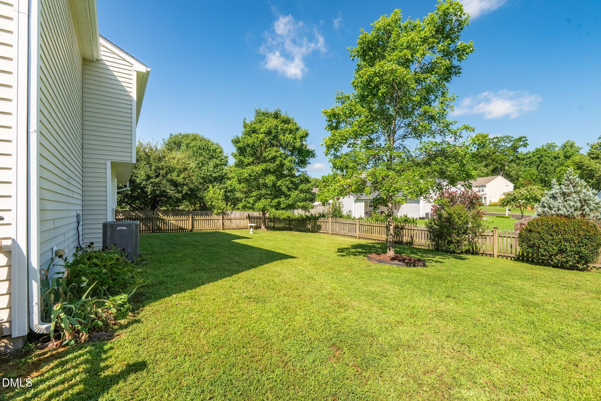 11 Epping Court Property Photo 16