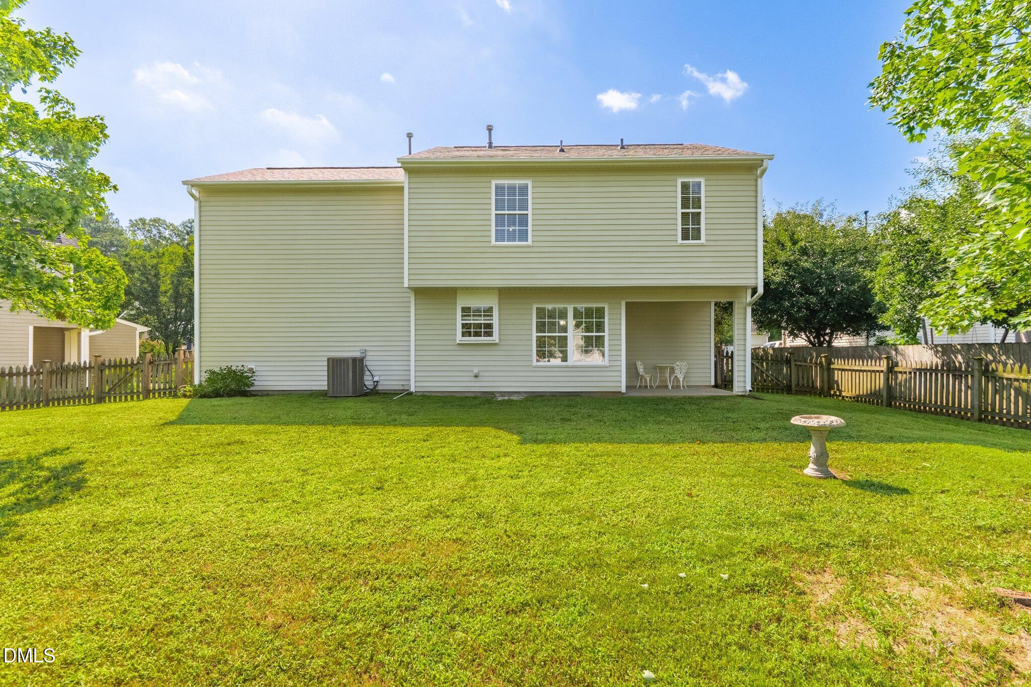 11 Epping Court Property Photo 17