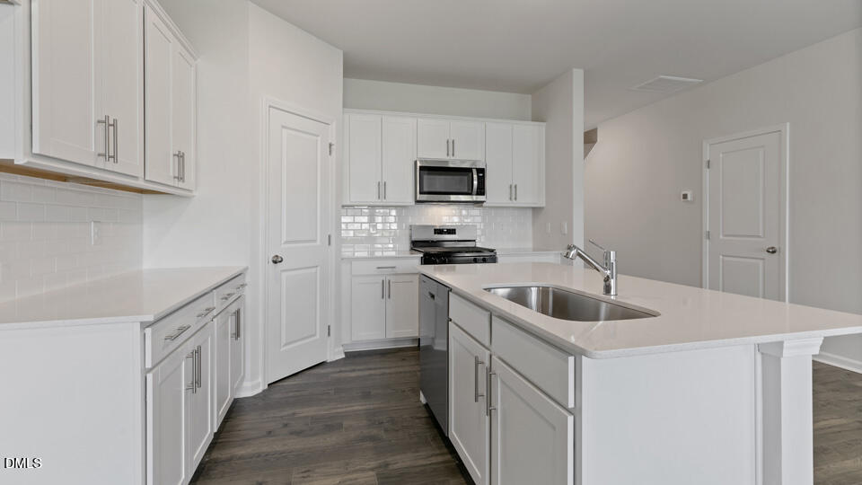 1111 Coral Bark Road Property Photo 6