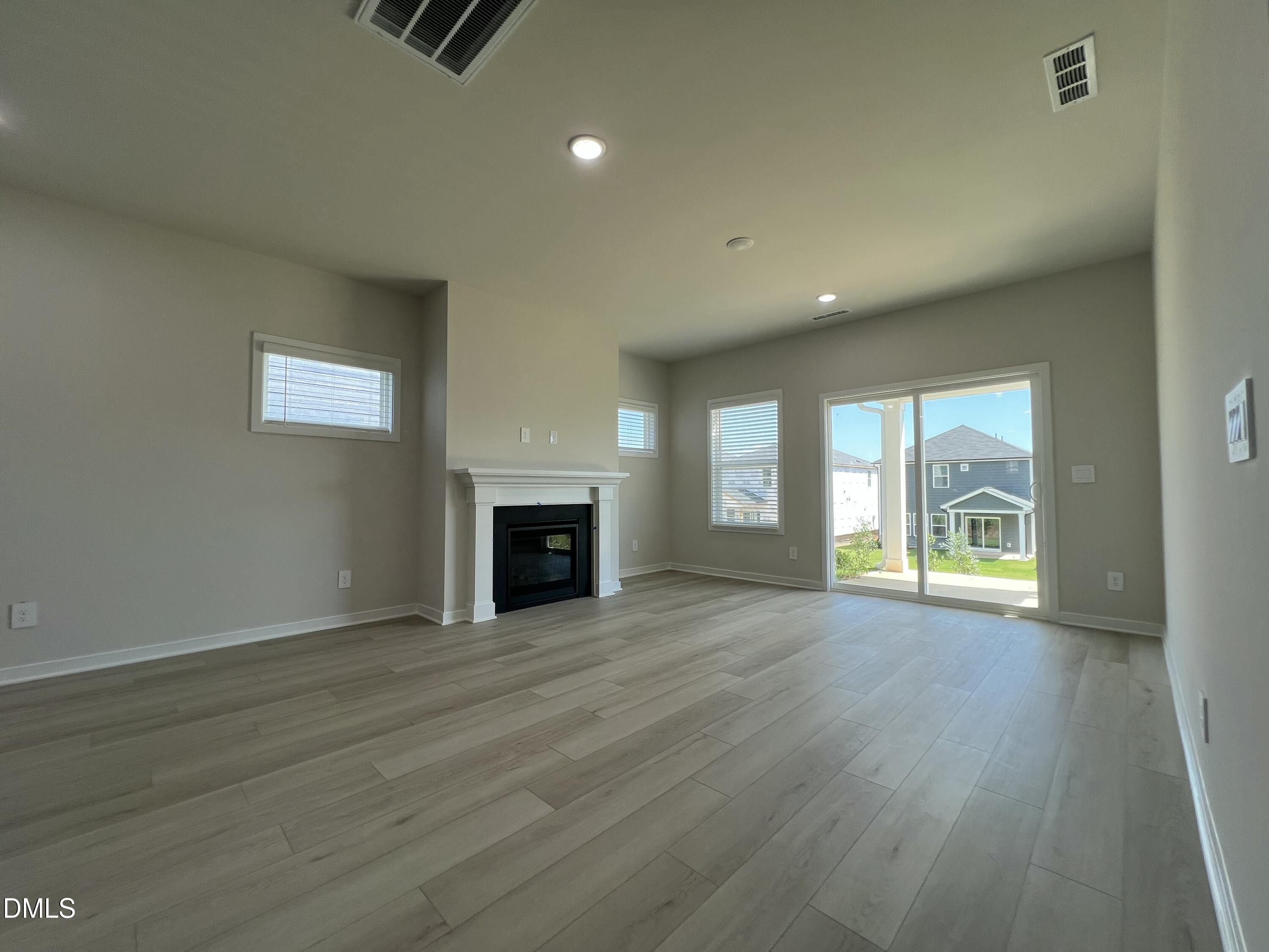 6116 Ivy Brook Trail Property Photo 7