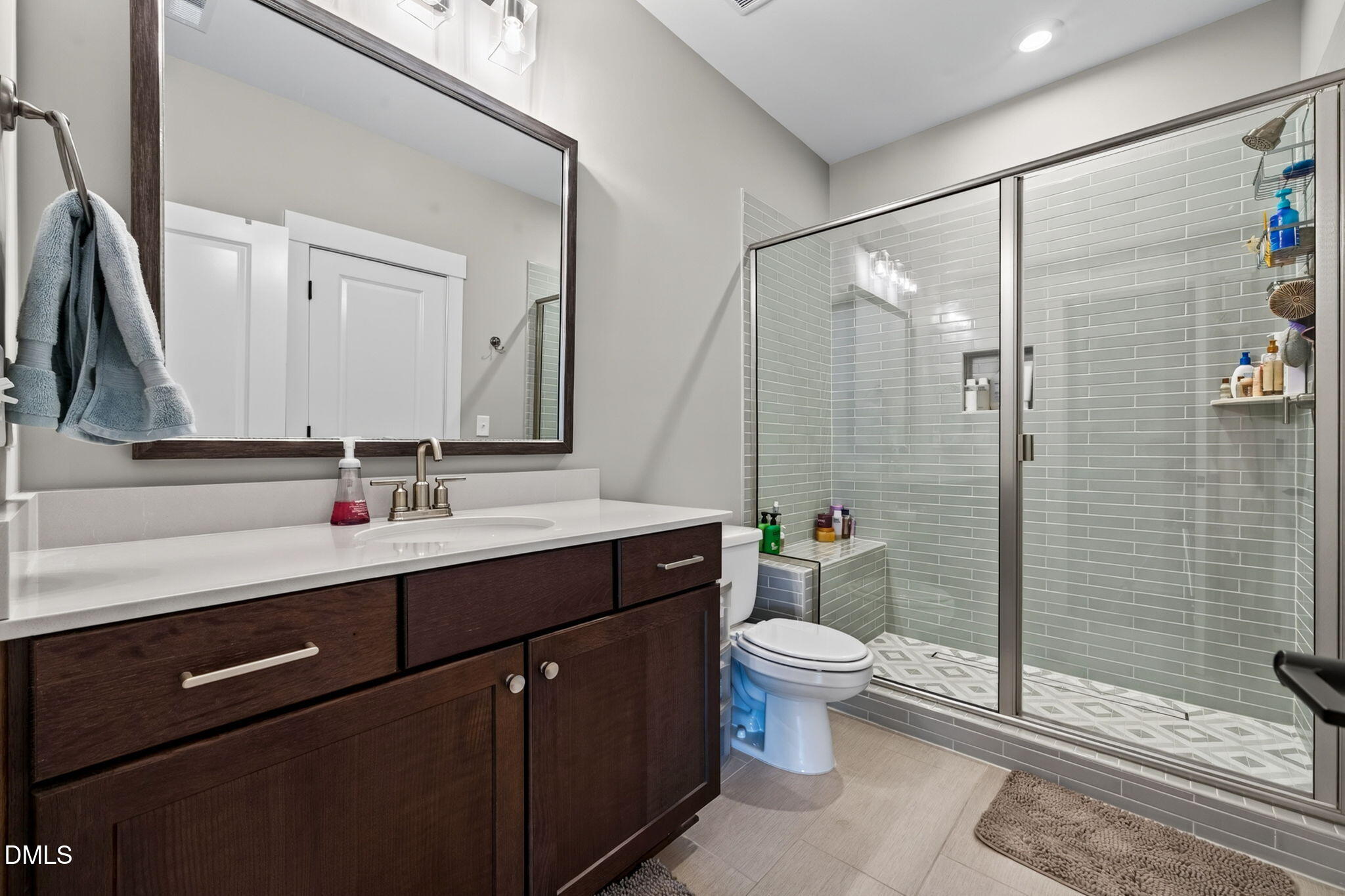 370 Bellini Drive Property Photo 43