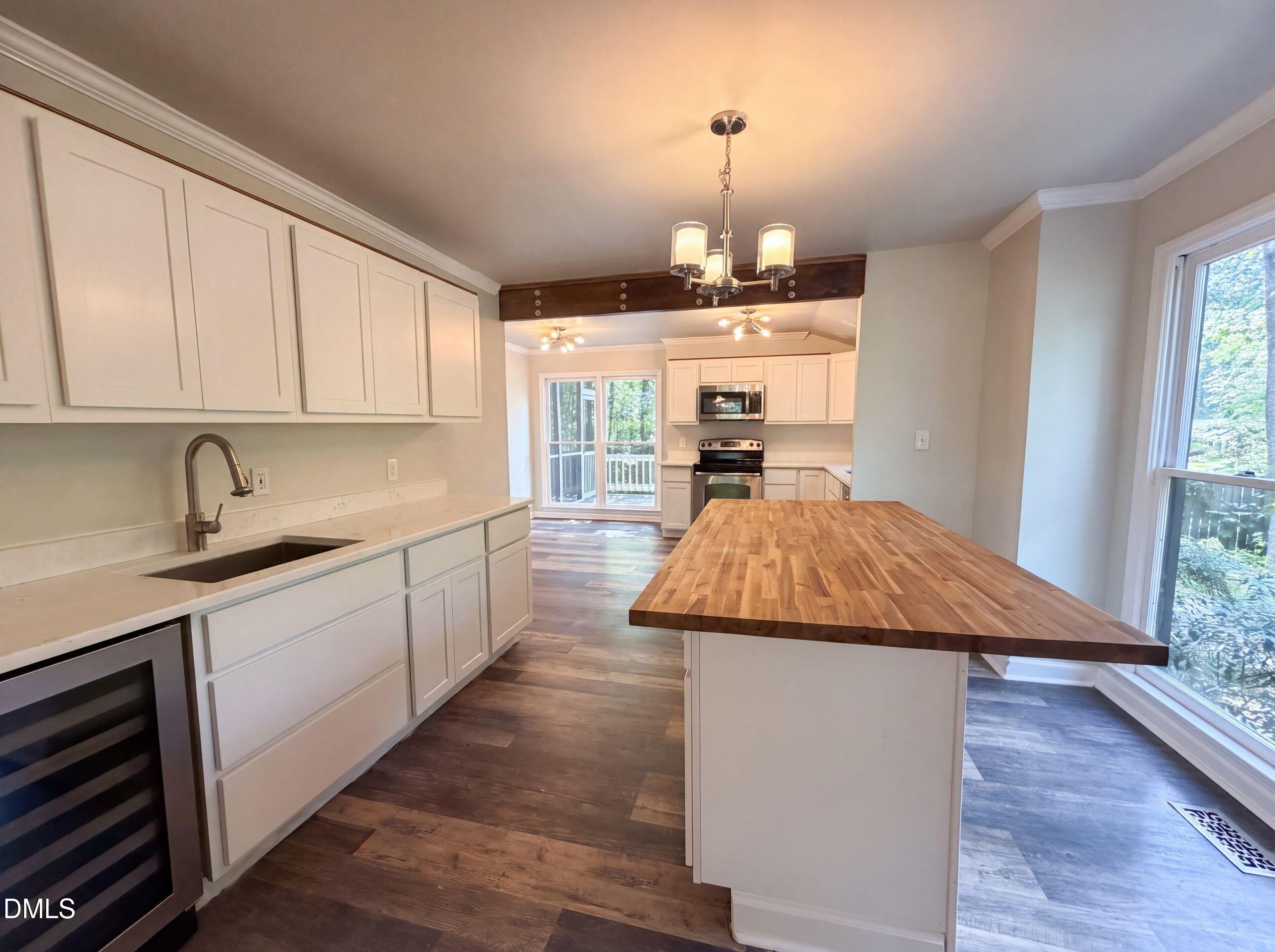 106 Rother Lane Property Photo 2