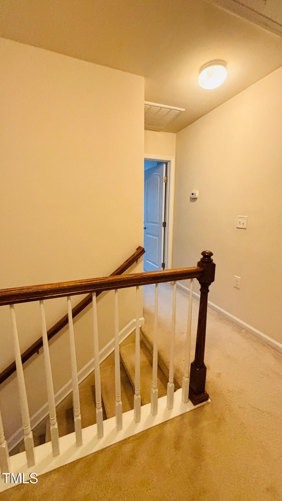 522 Denhoff Drive Property Photo 9