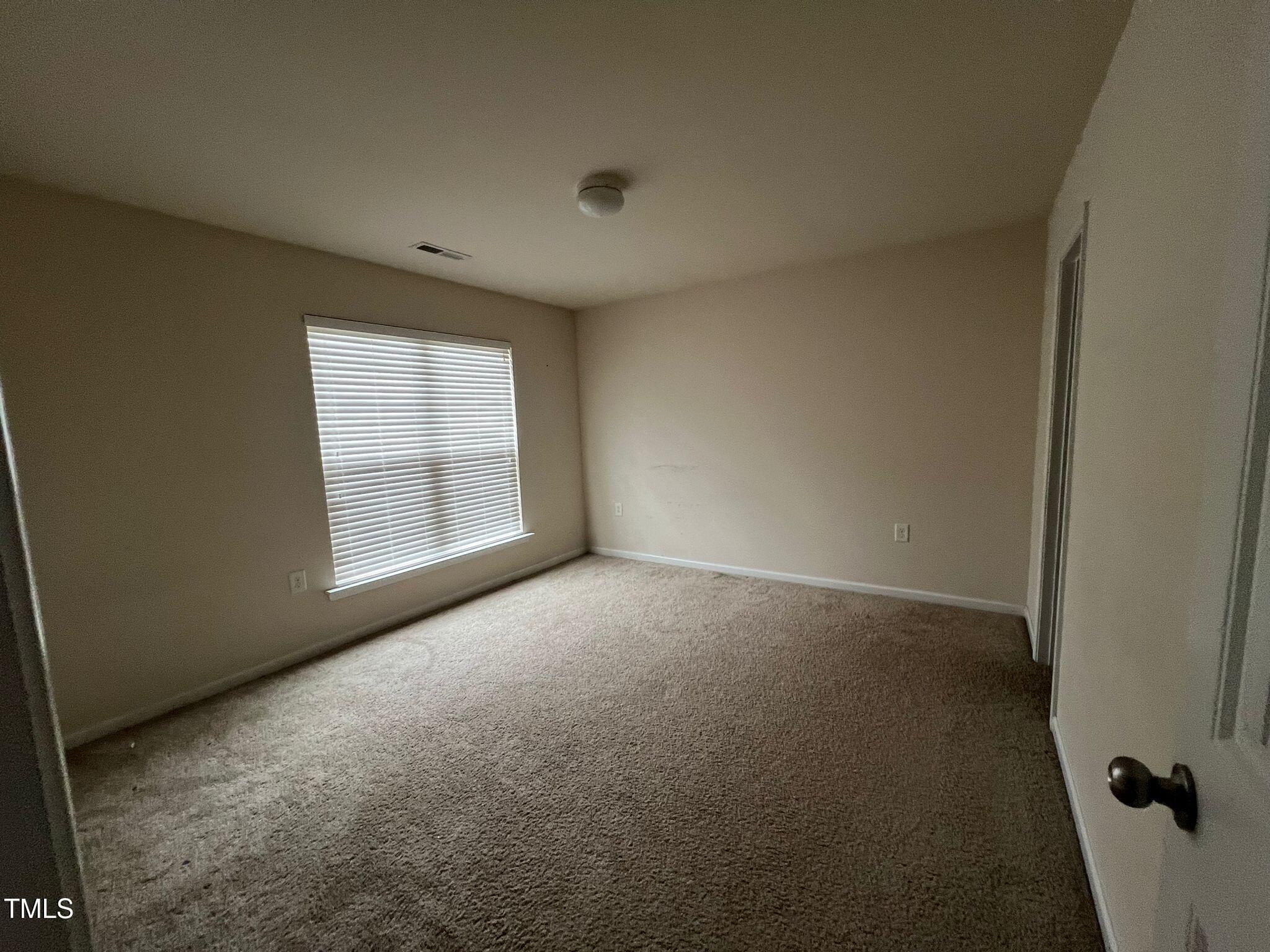 522 Denhoff Drive Property Photo 10