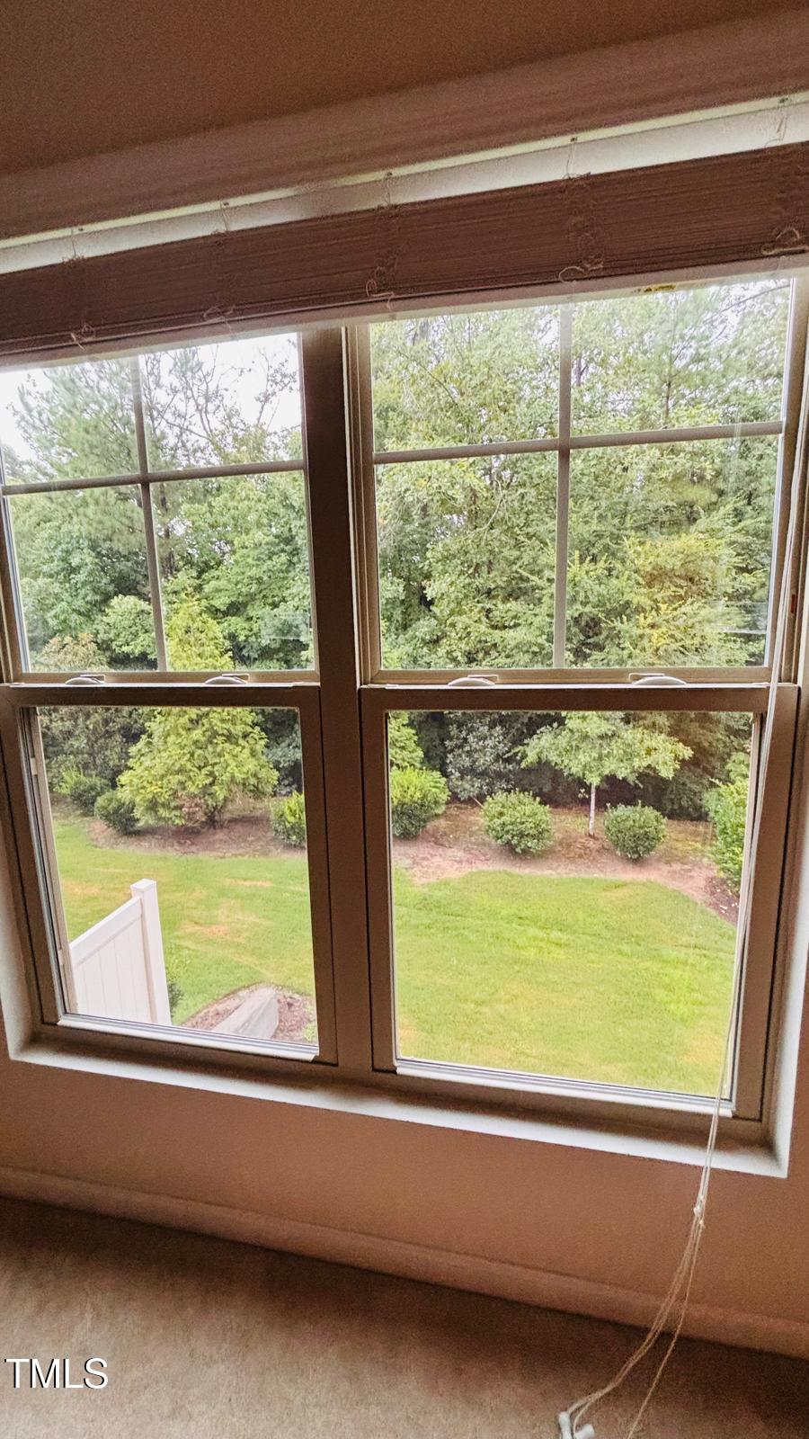 522 Denhoff Drive Property Photo 12