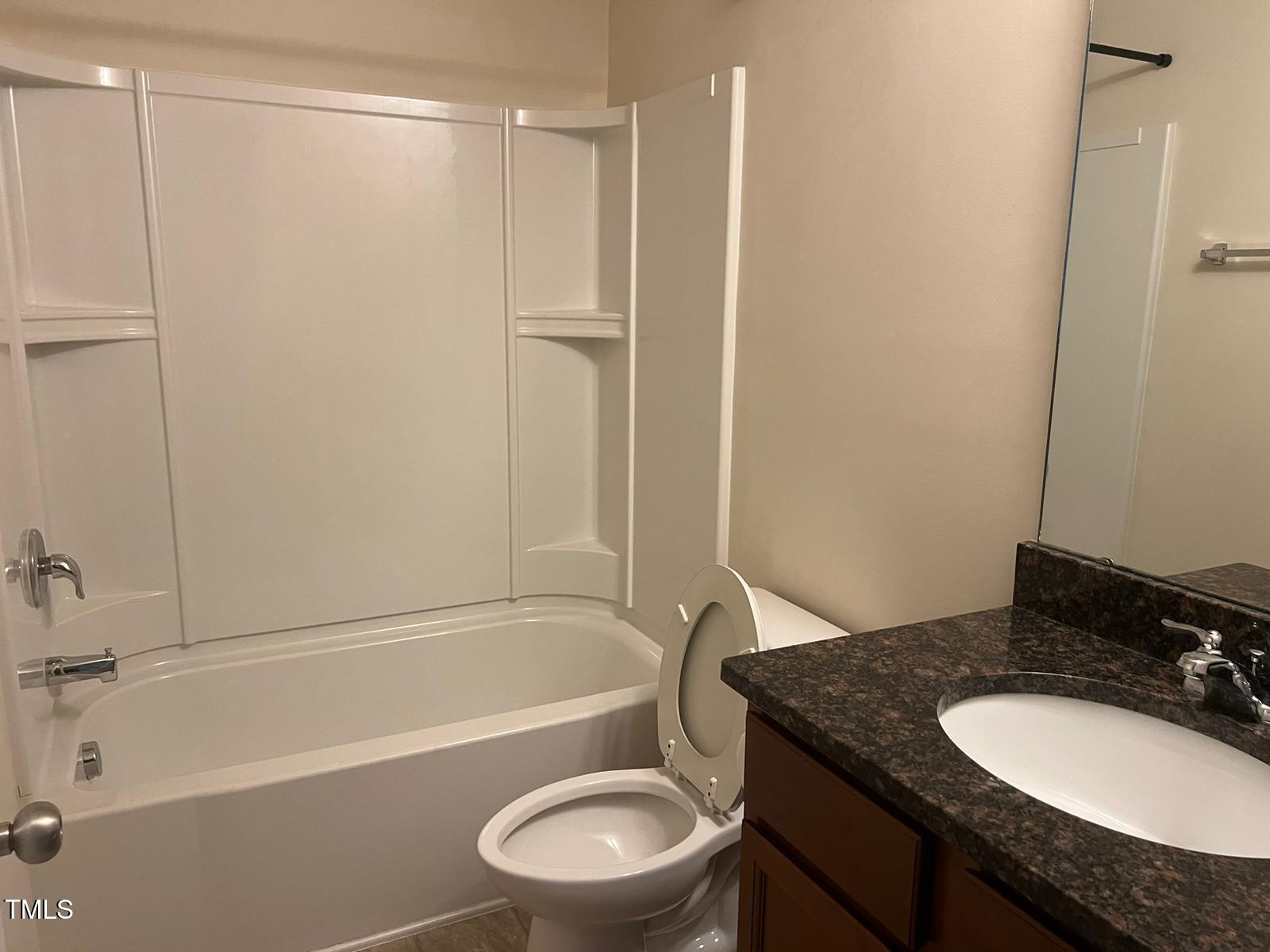 522 Denhoff Drive Property Photo 18