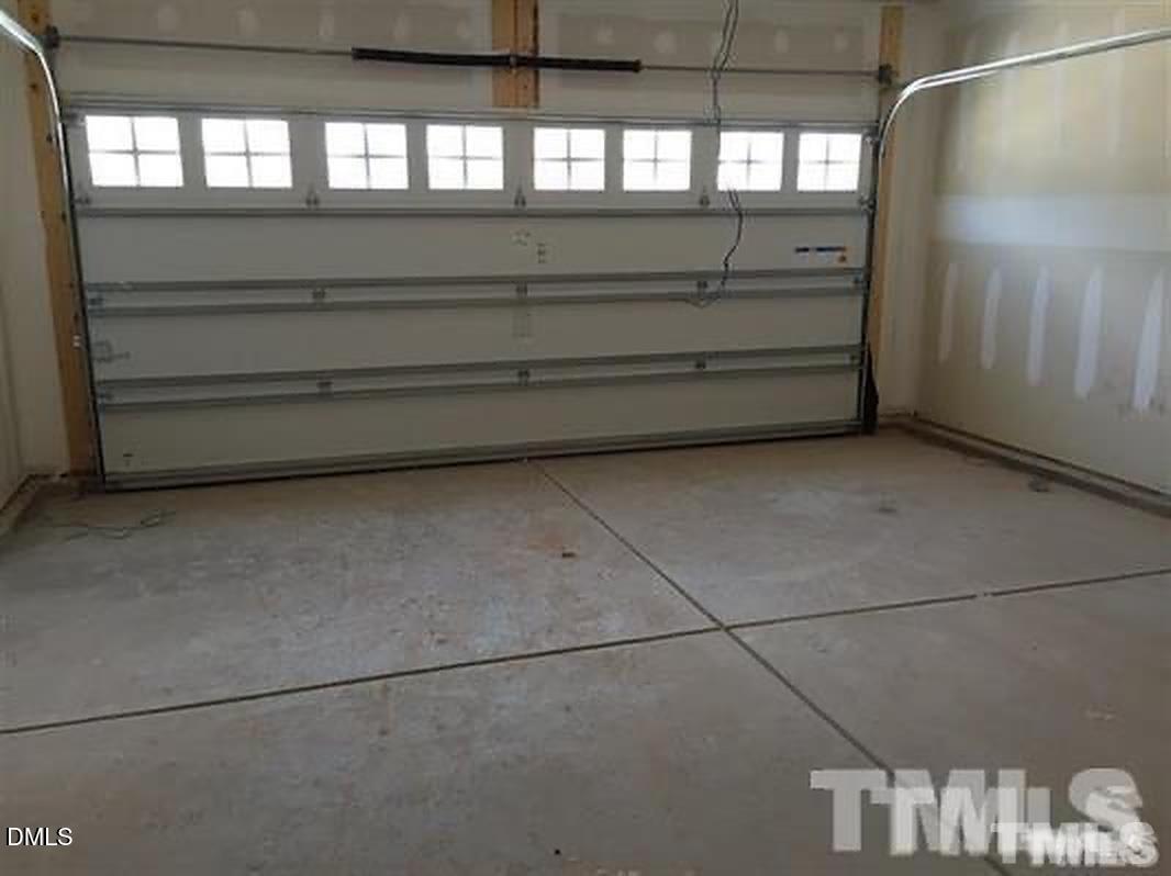522 Denhoff Drive Property Photo 23