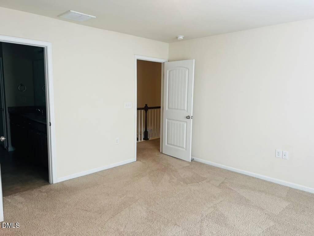 522 Denhoff Drive Property Photo 23