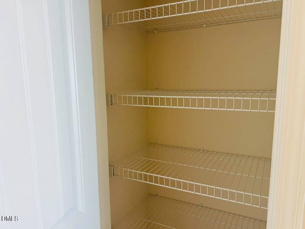 522 Denhoff Drive Property Photo 32