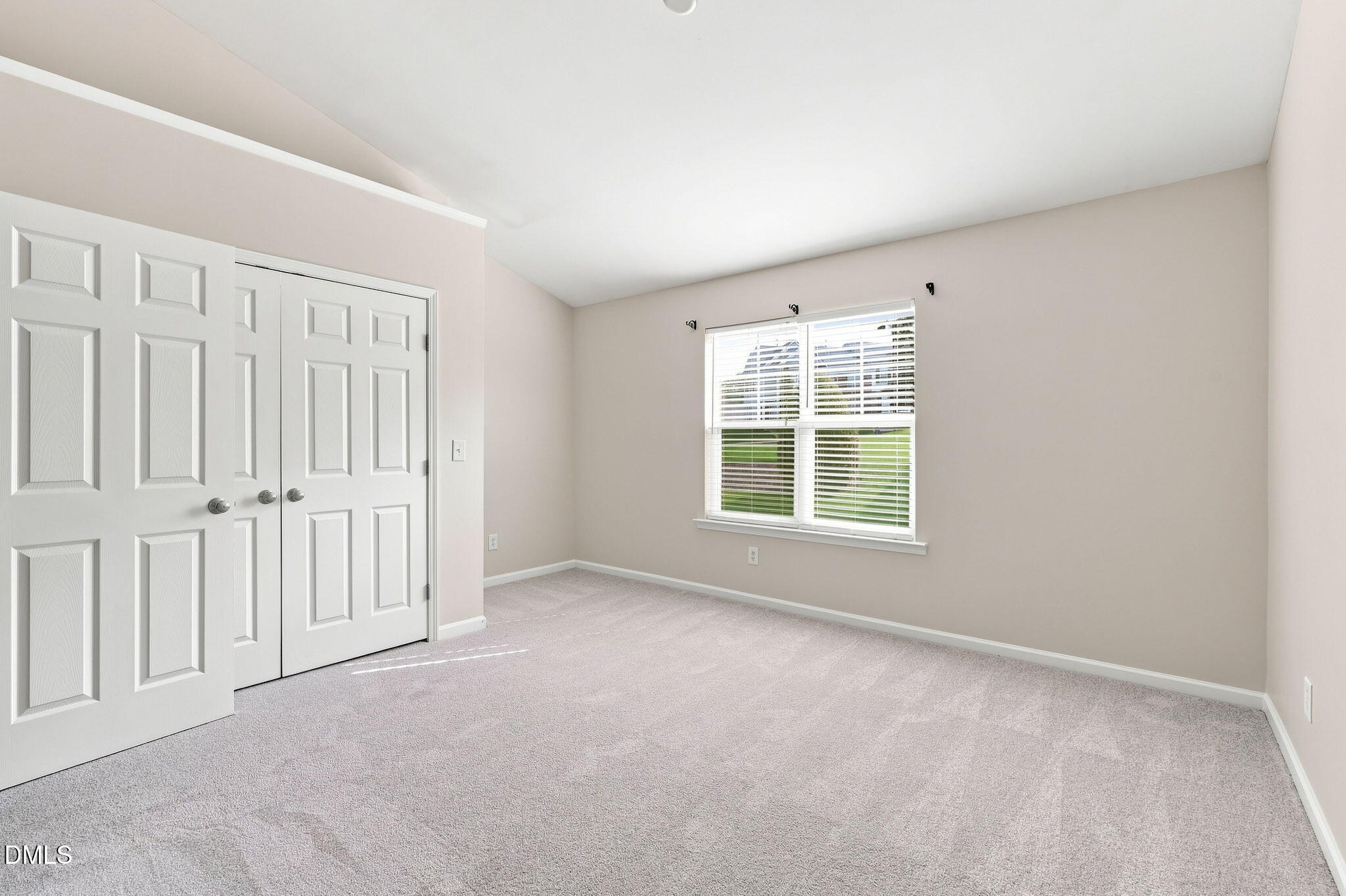 100 Stratford Lakes Drive 127 Property Photo 18
