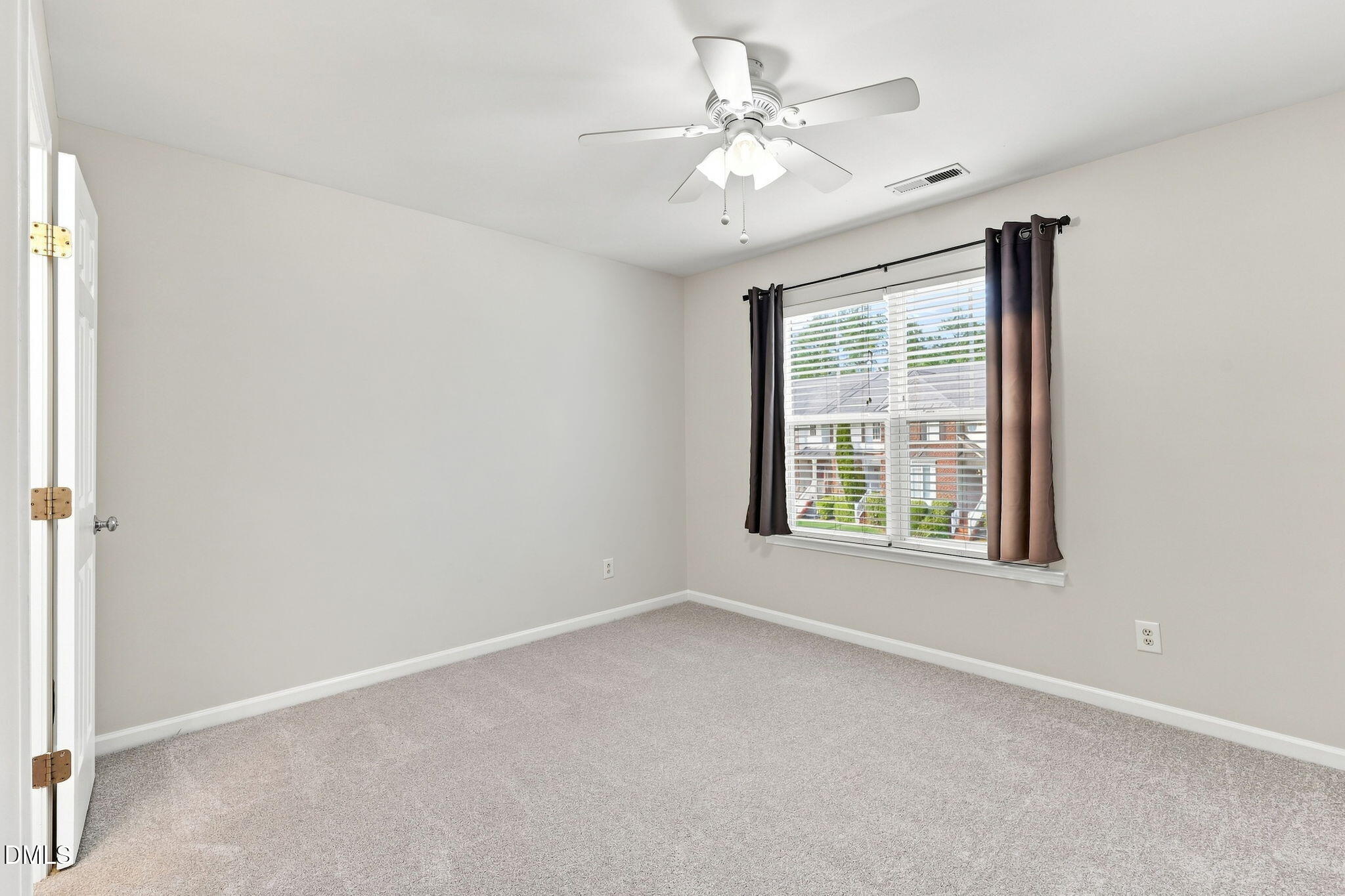 100 Stratford Lakes Drive 127 Property Photo 20