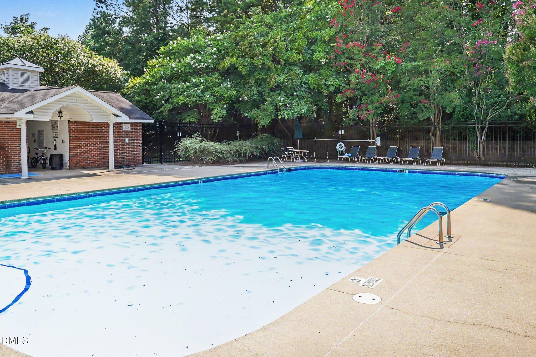 2950 Trailwood Pines Lane 104 Property Photo 7