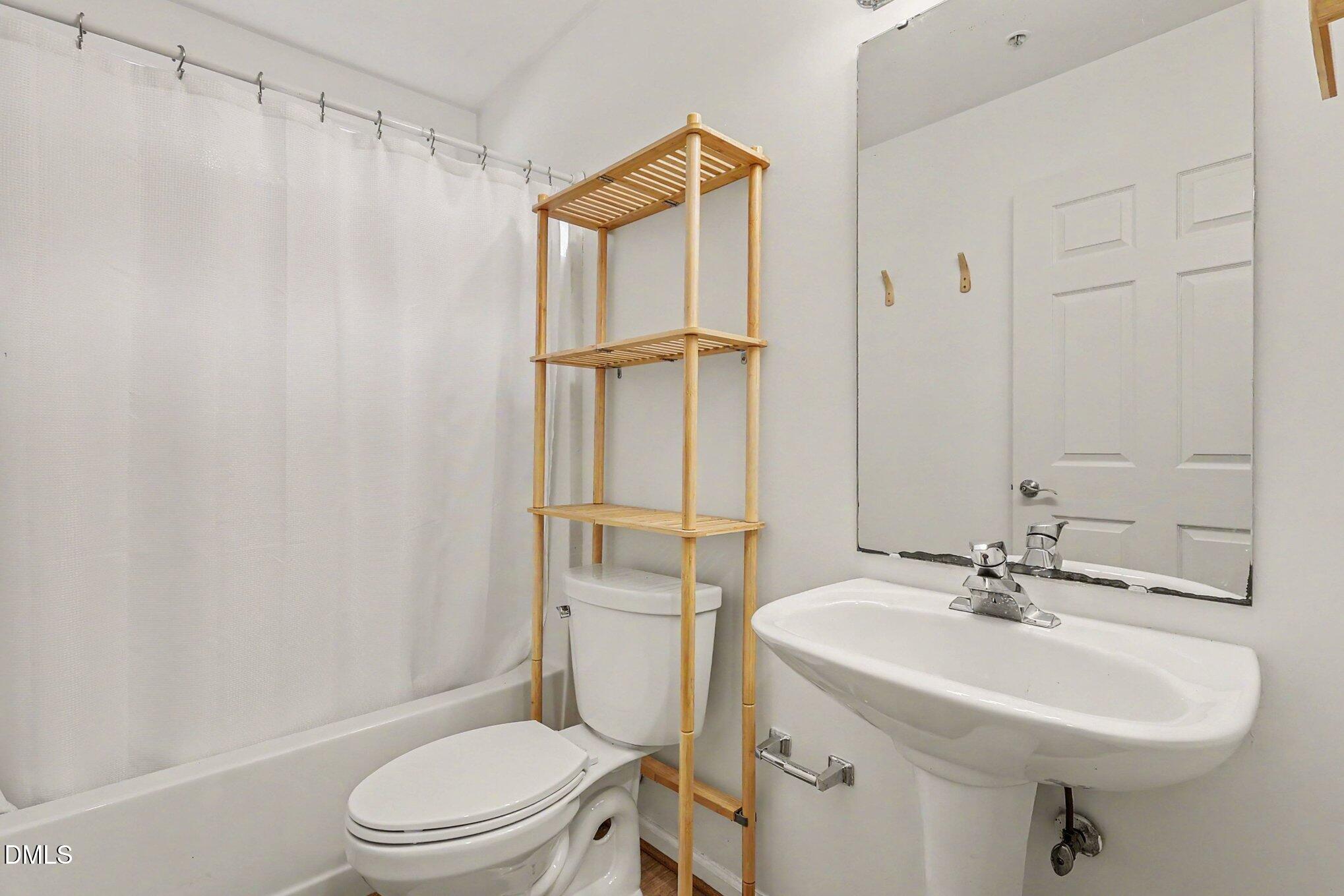 2950 Trailwood Pines Lane 104 Property Photo 17