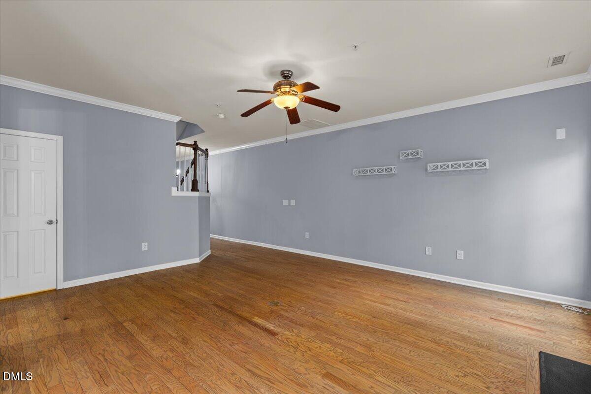 8217 Yaxley Hall Drive Property Photo 7
