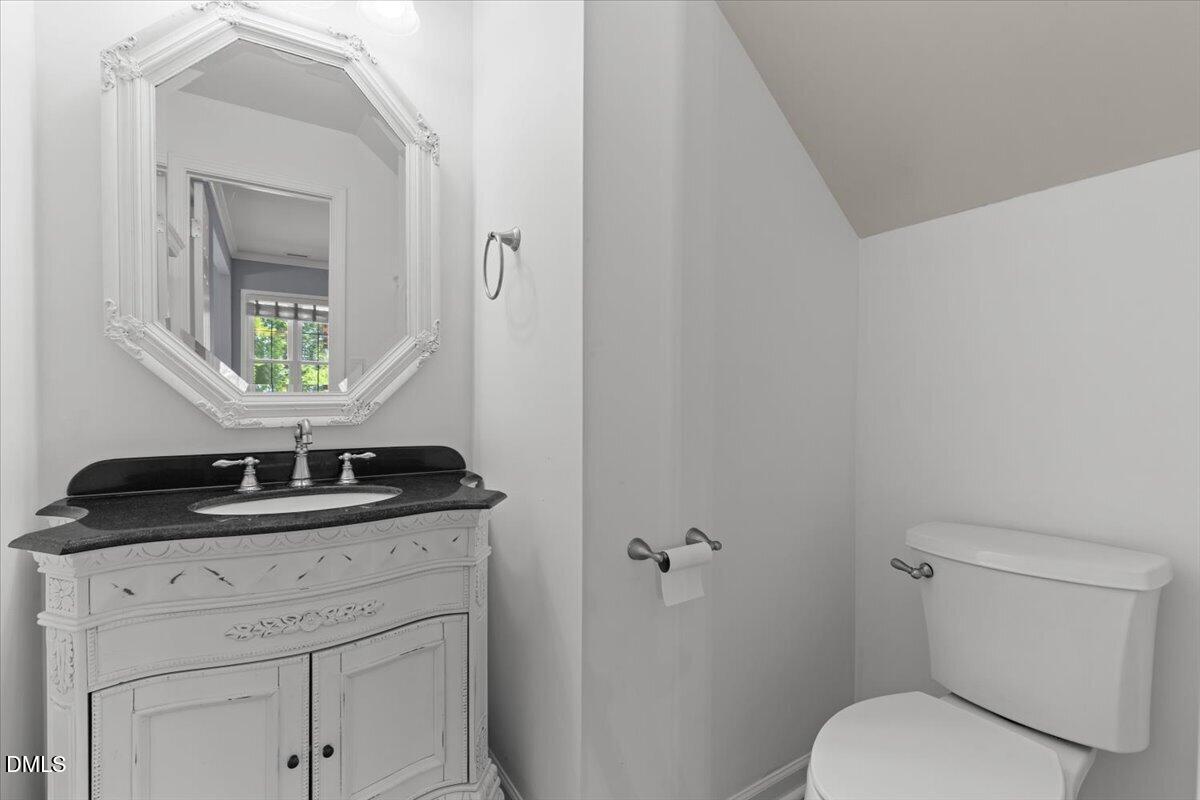 8217 Yaxley Hall Drive Property Photo 9