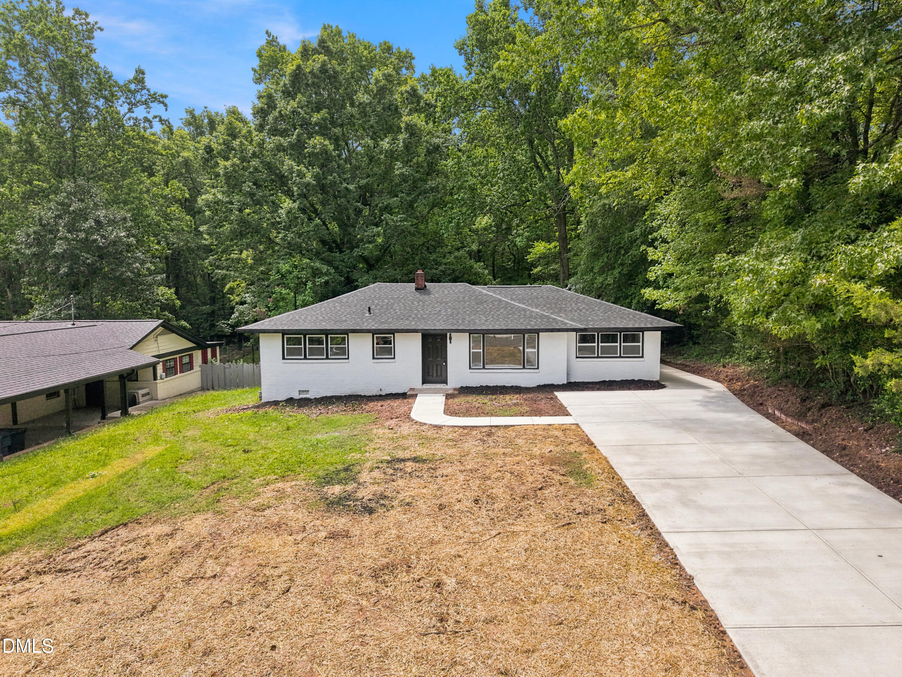 1106 Cherry Drive Property Photo 4