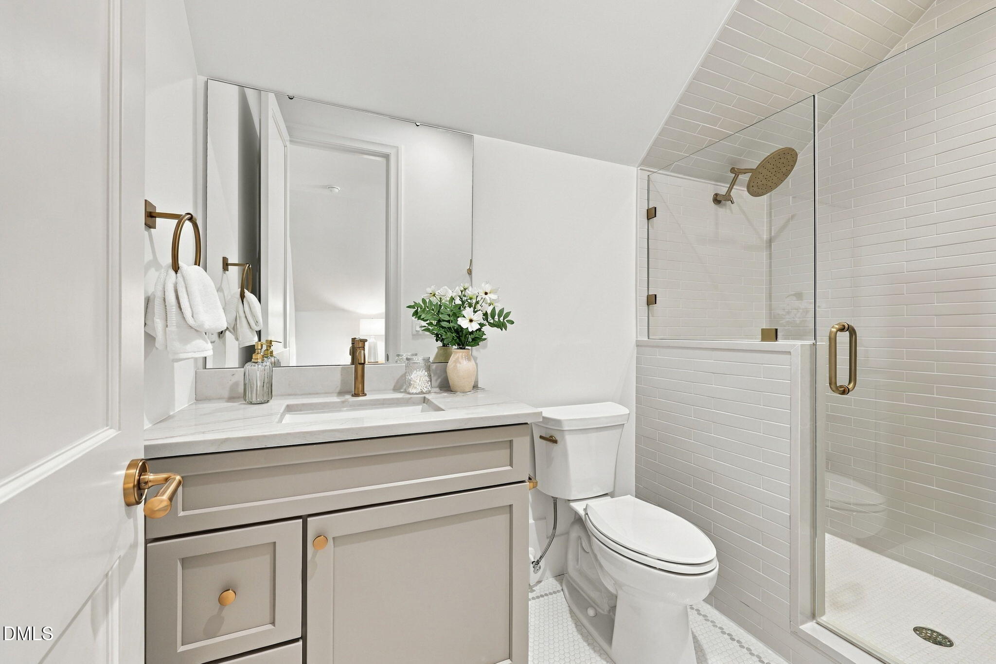 2417 Rosslare Mews Lane Property Photo 33