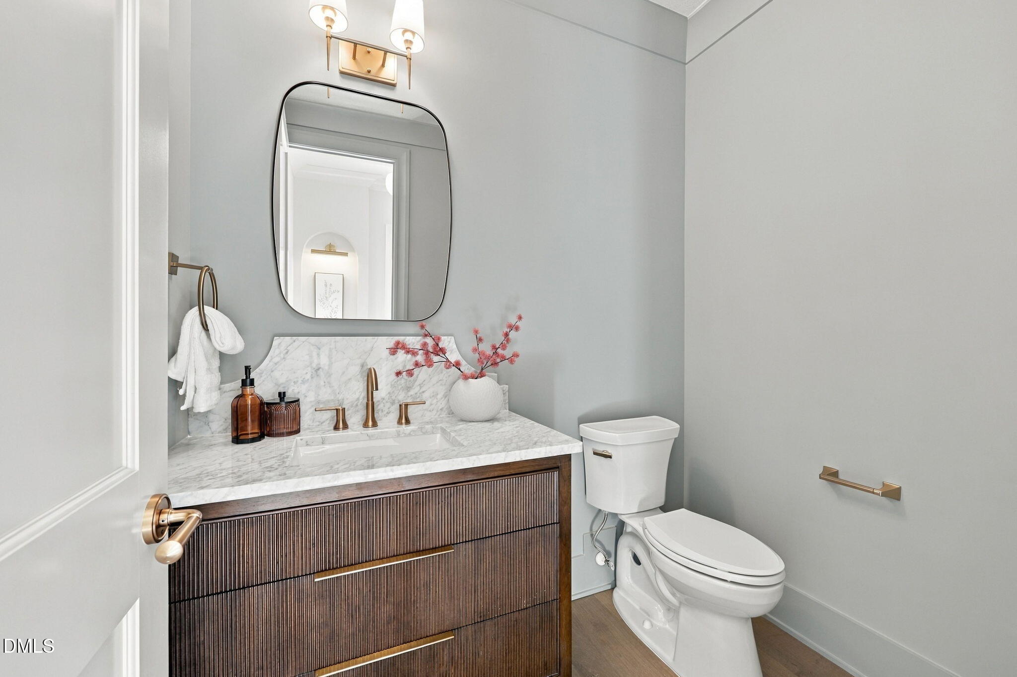 2417 Rosslare Mews Lane Property Photo 38