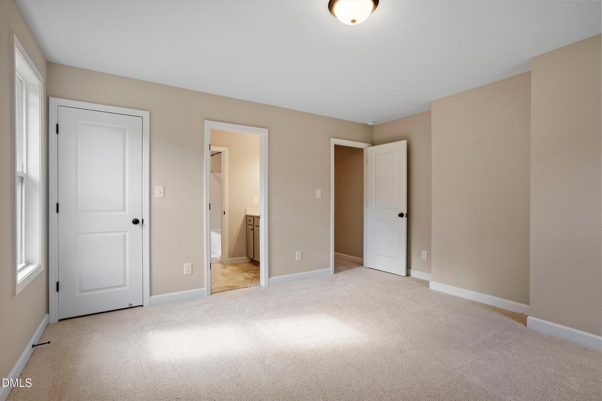 174 Split Rock Way Property Photo 32