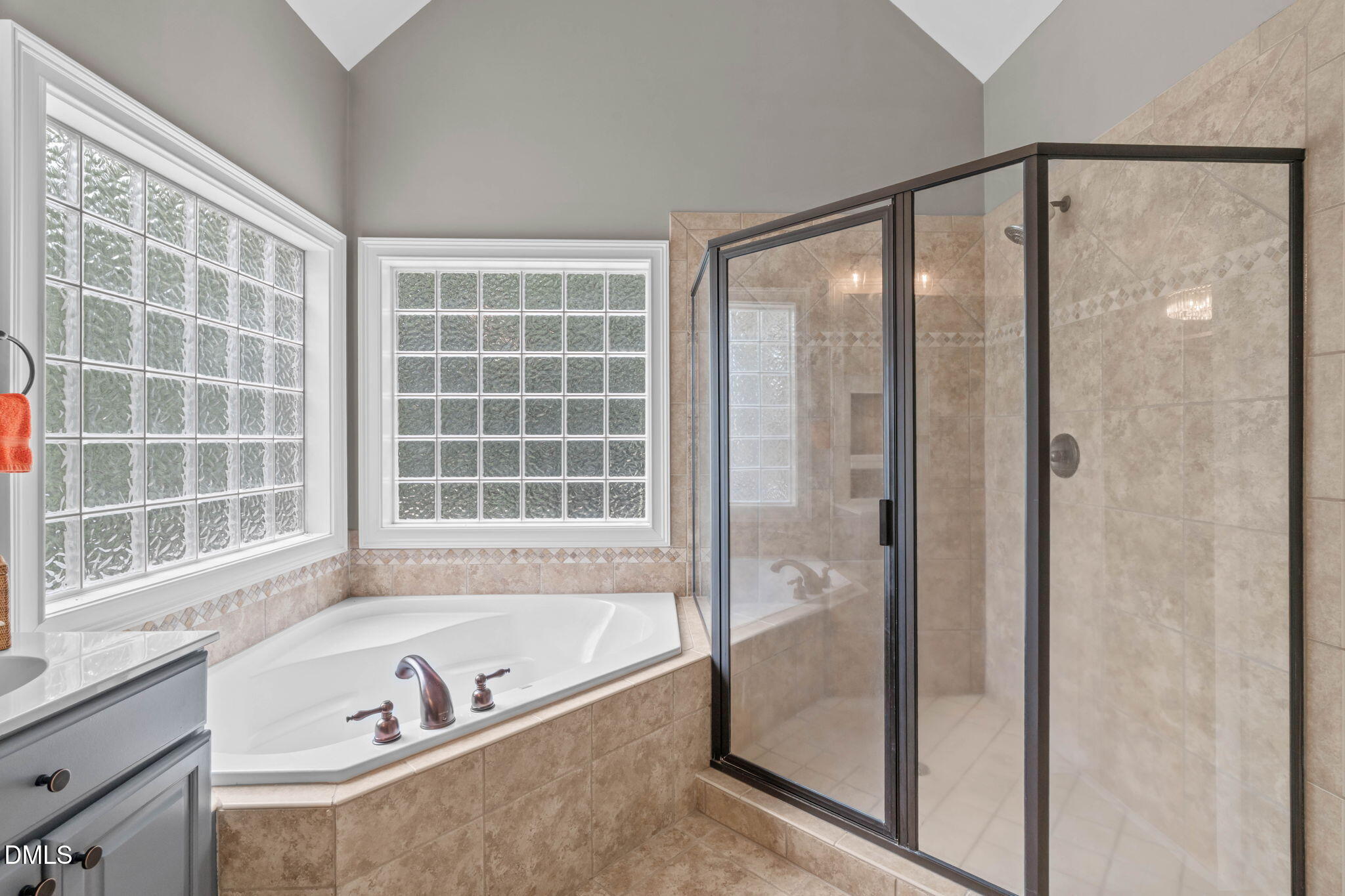200 Middle Creek Park Avenue Property Photo 22