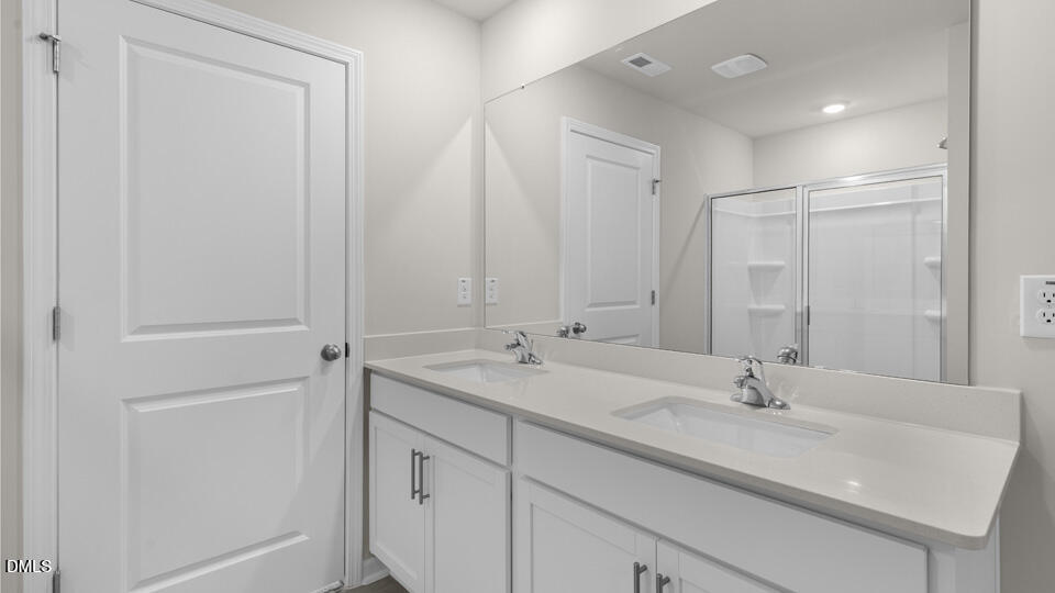 526 Ashley Run Property Photo 28