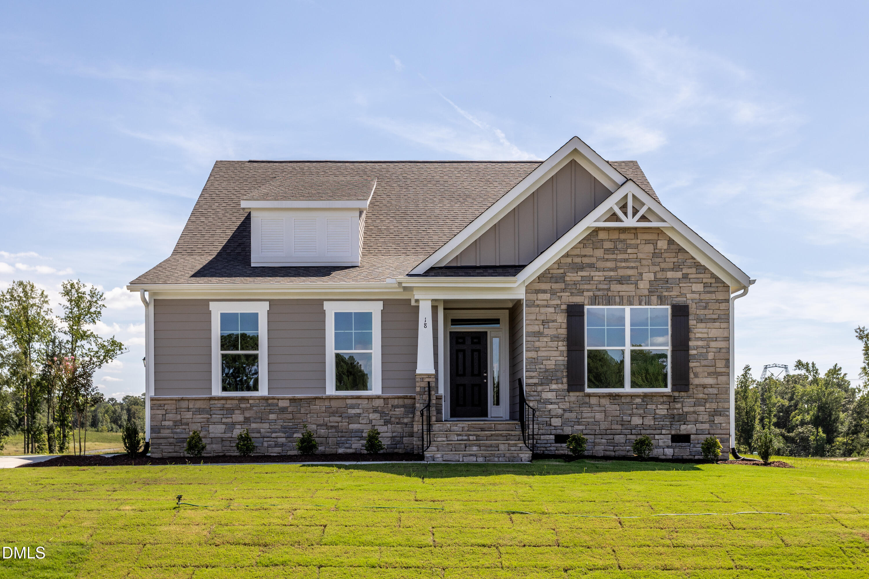 18 Rustic Woods Court Property Photo 2