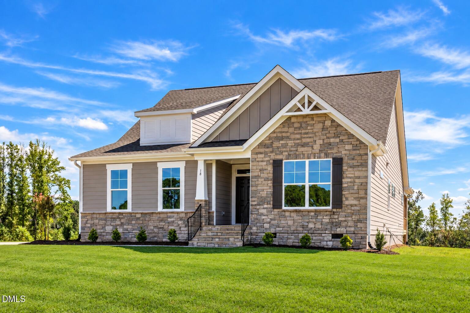 18 Rustic Woods Court Property Photo 2