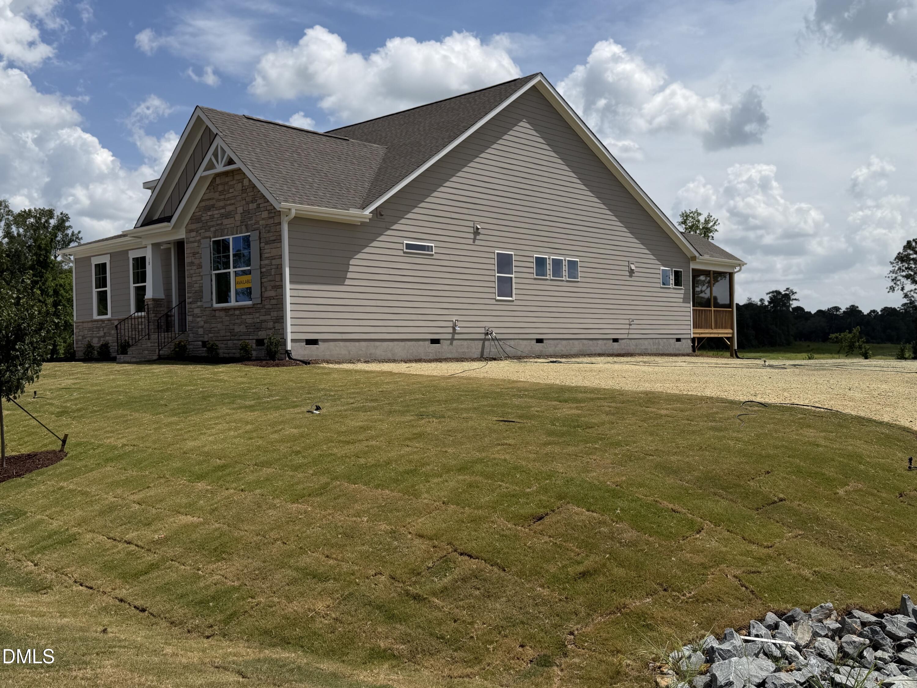 18 Rustic Woods Court Property Photo 3