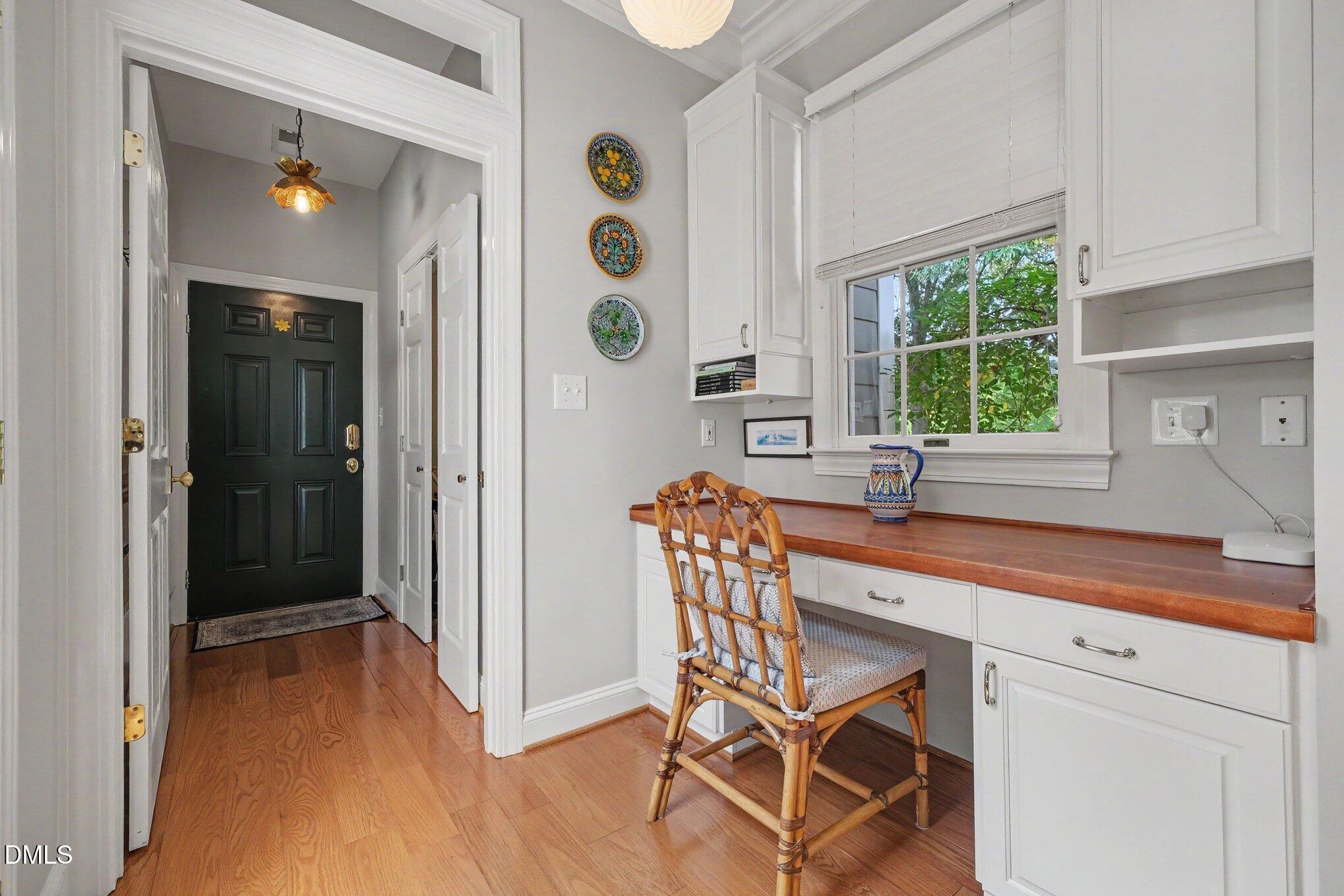 2 E Madison Property Photo 15