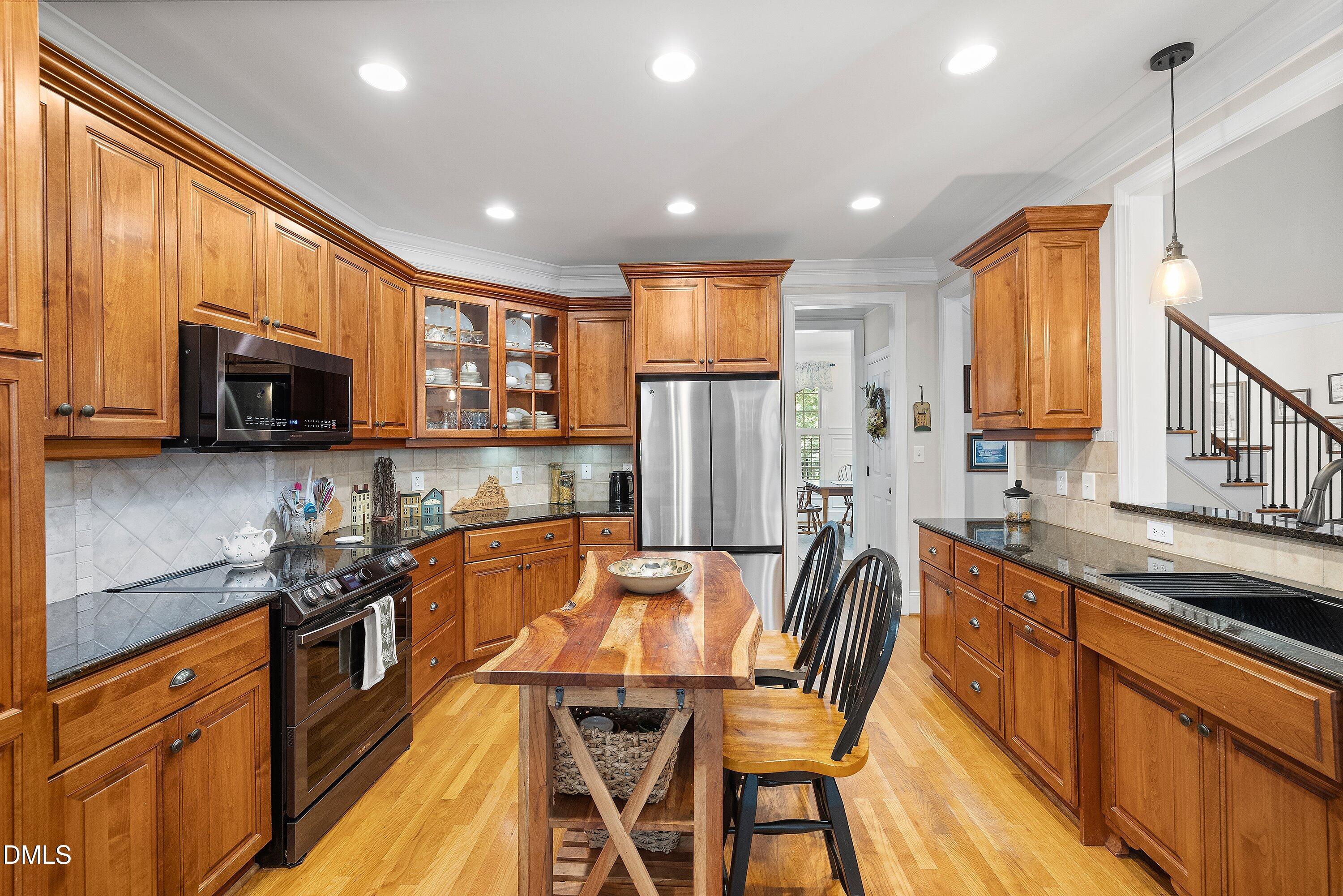 7405 Duncans Ridge Way Property Photo 12