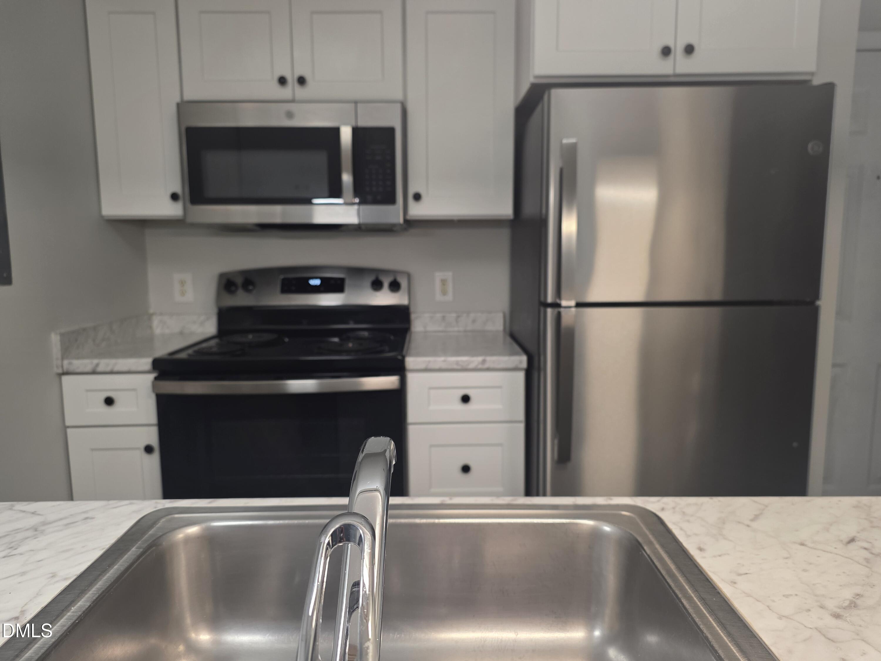 1411 Collegiate 204 Property Photo 2