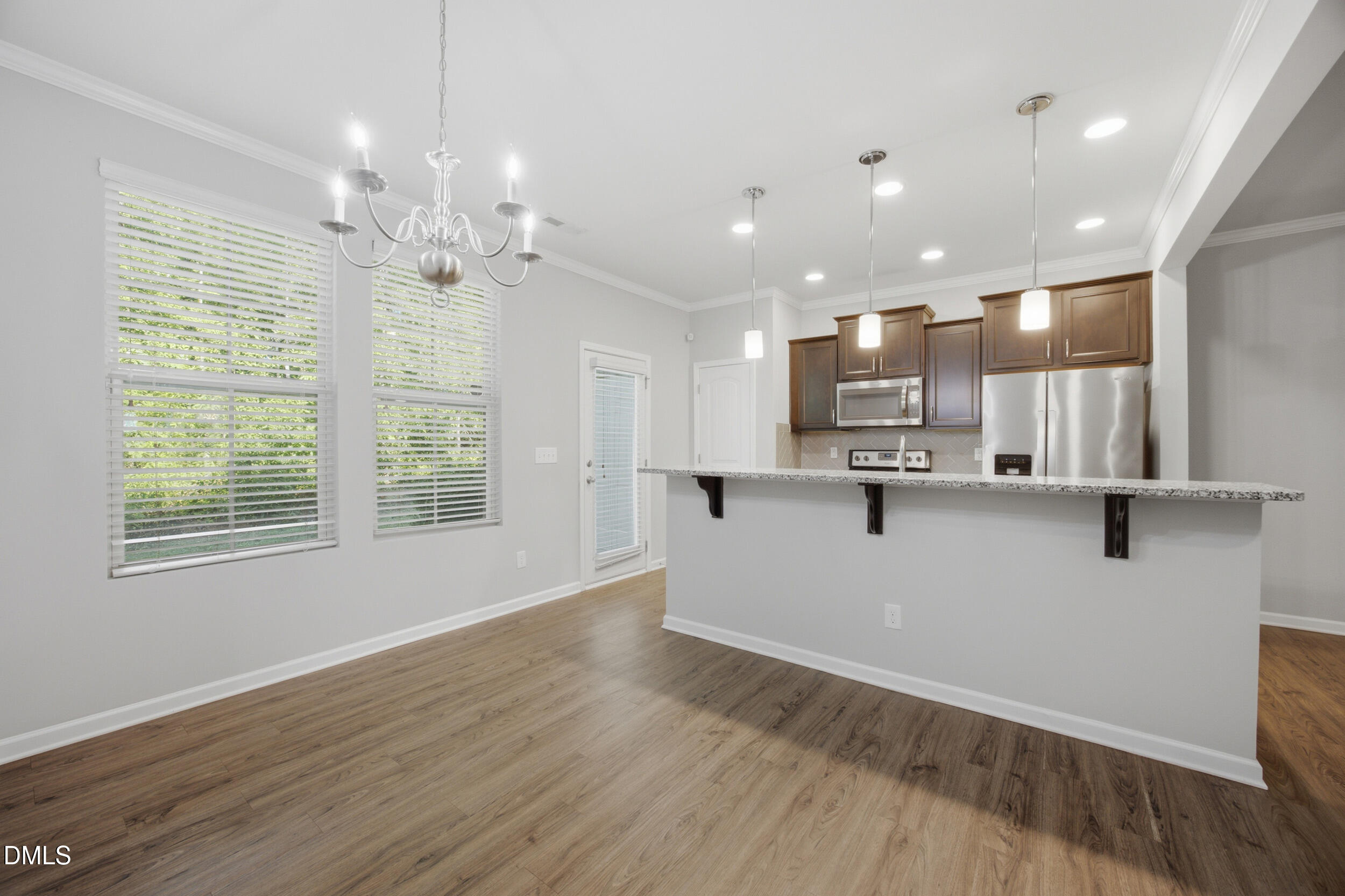 318 Irving Way Property Photo 12