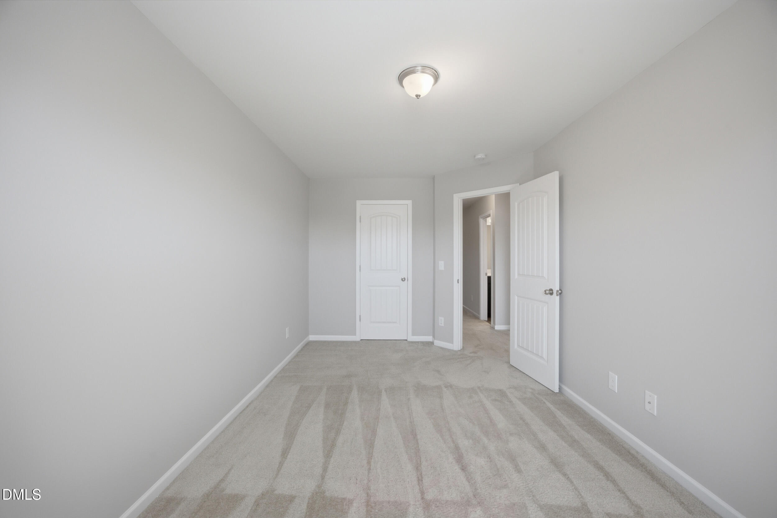 318 Irving Way Property Photo 15