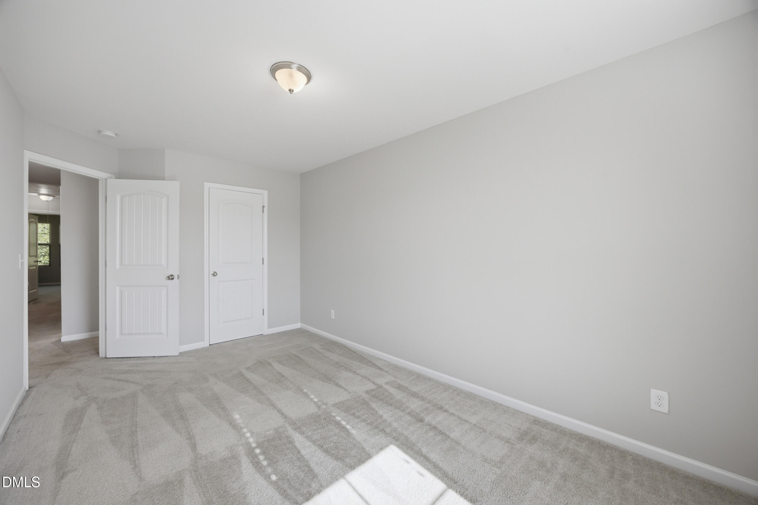 318 Irving Way Property Photo 17