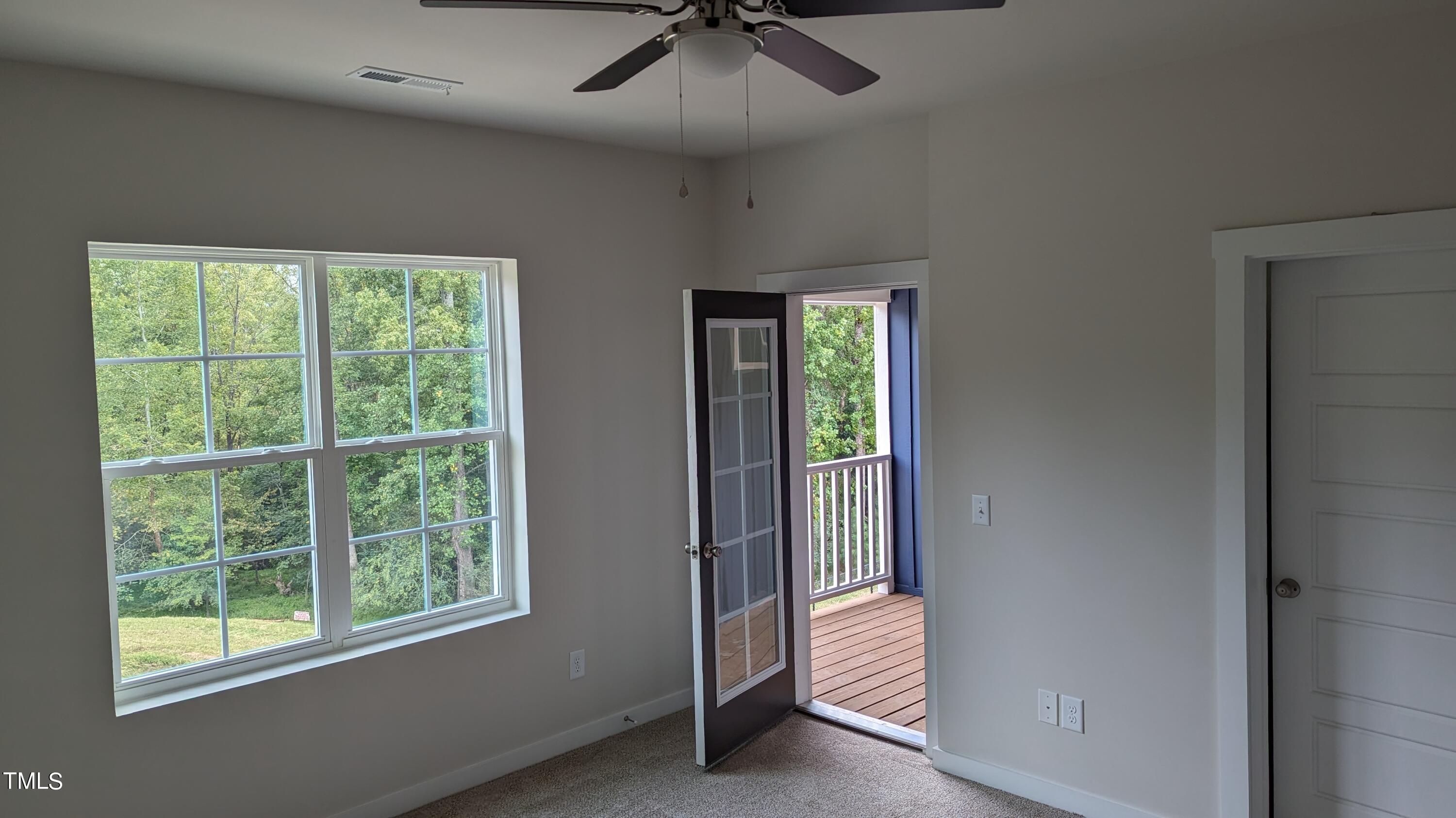 802 Laurel Gate Drive Property Photo 16