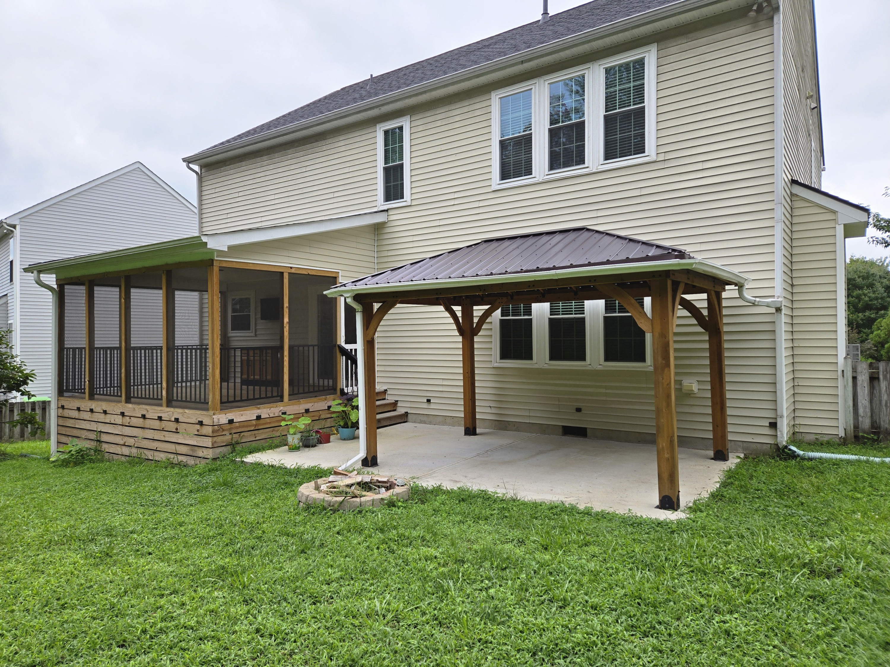 2447 Stately Oaks Drive Property Photo 28