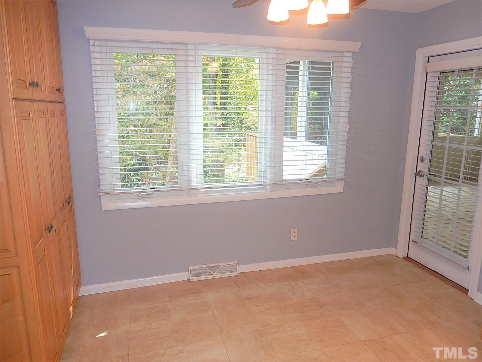 6704 Winding Trail Property Photo 11