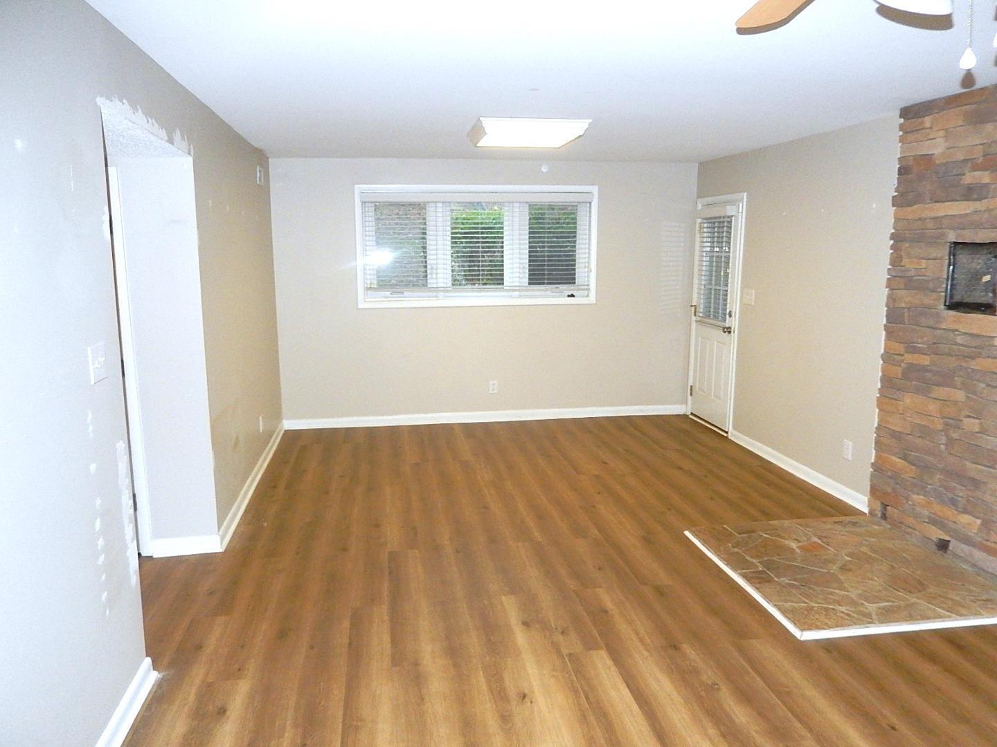 6704 Winding Trail Property Photo 12