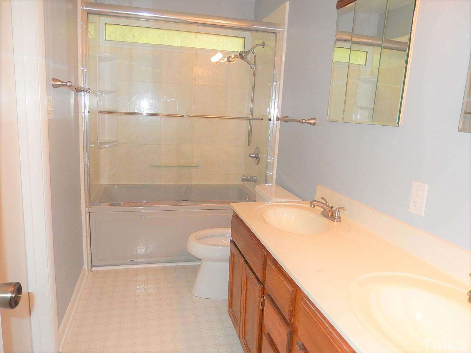 6704 Winding Trail Property Photo 16