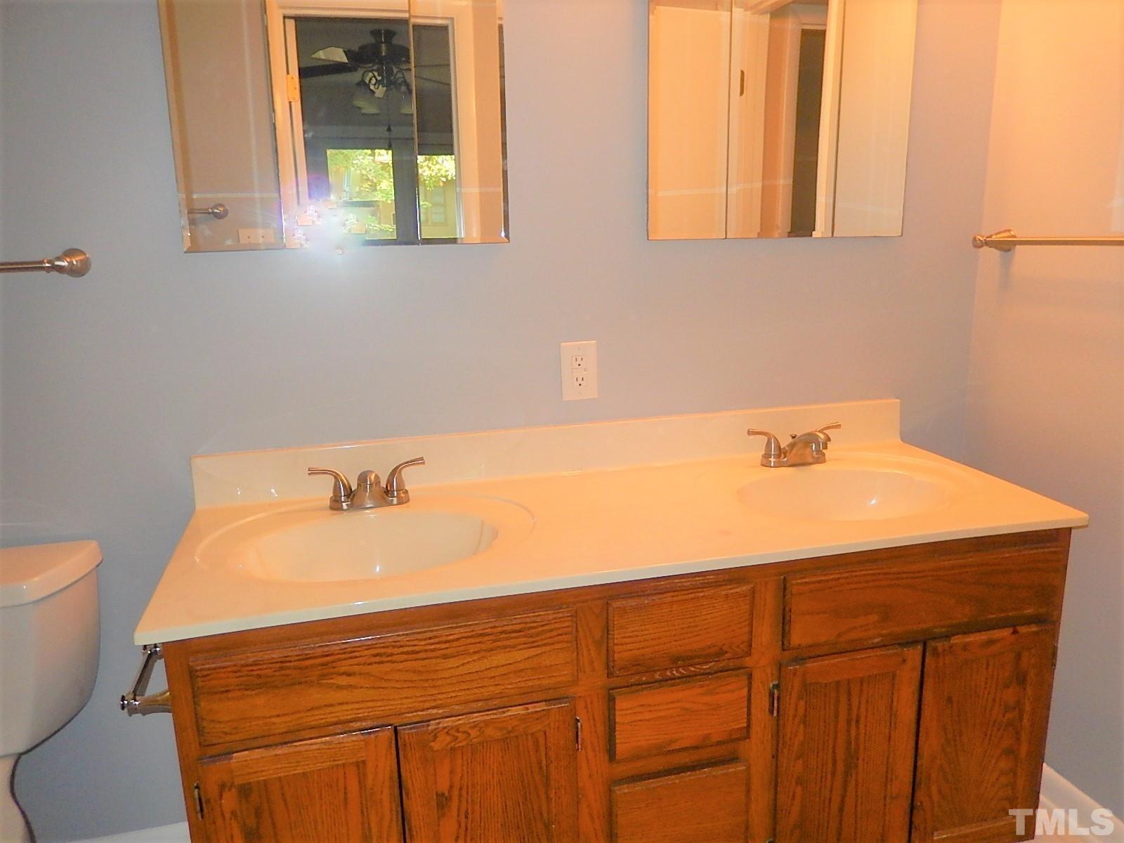 6704 Winding Trail Property Photo 17