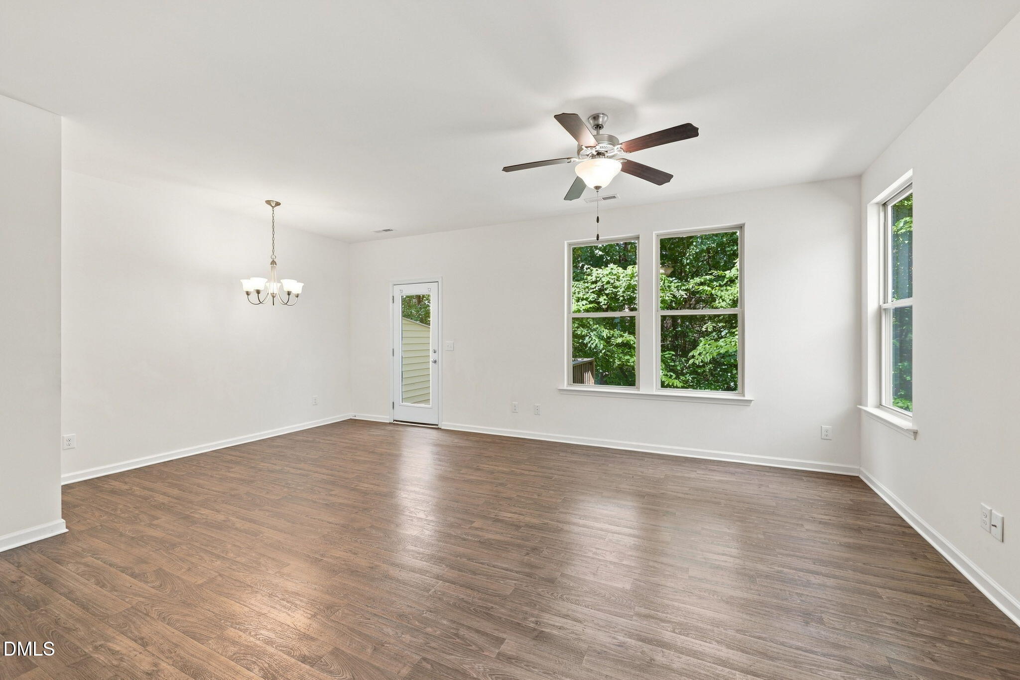 125 Hill Shore Lane Property Photo 8