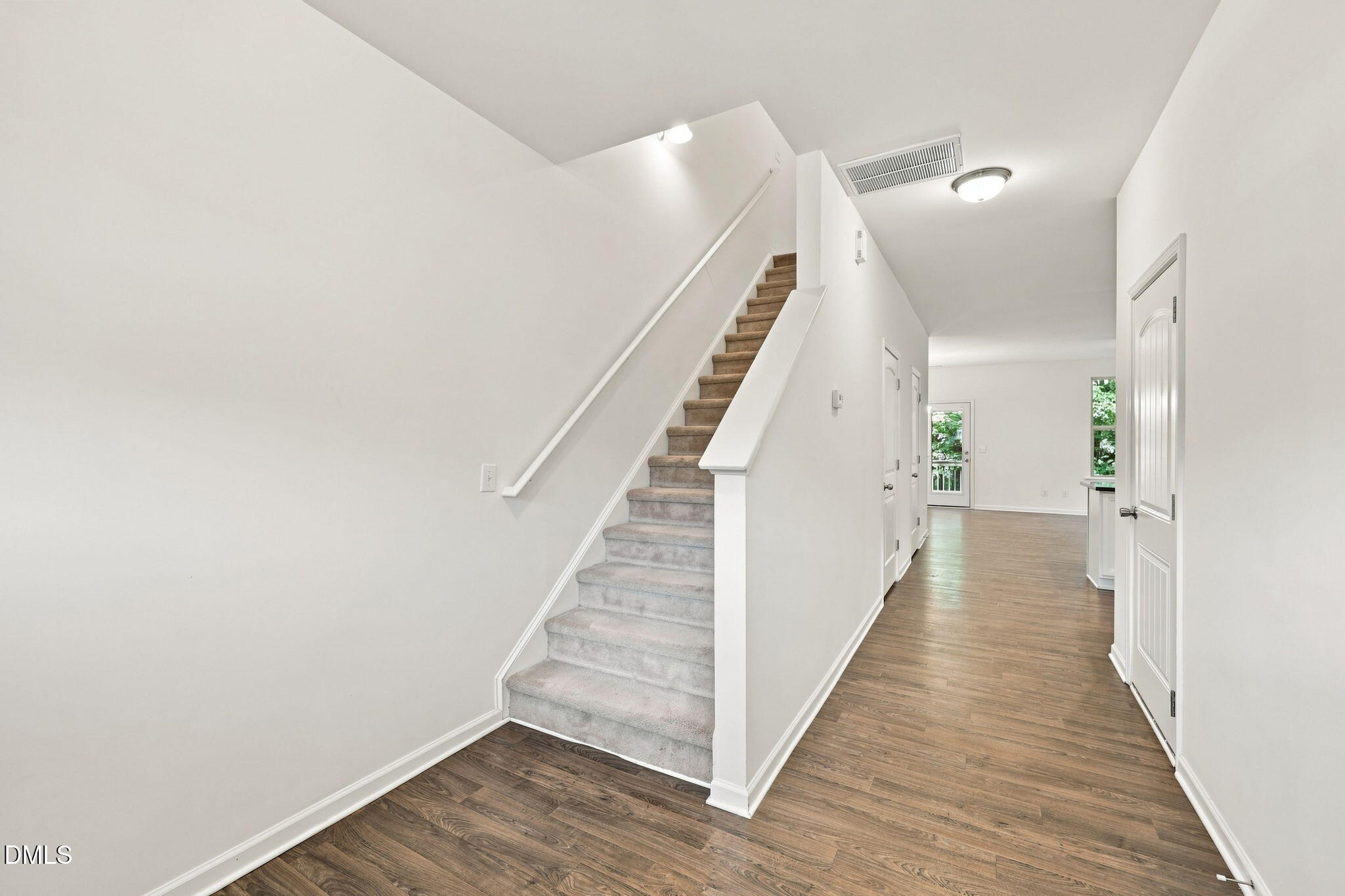 125 Hill Shore Lane Property Photo 12