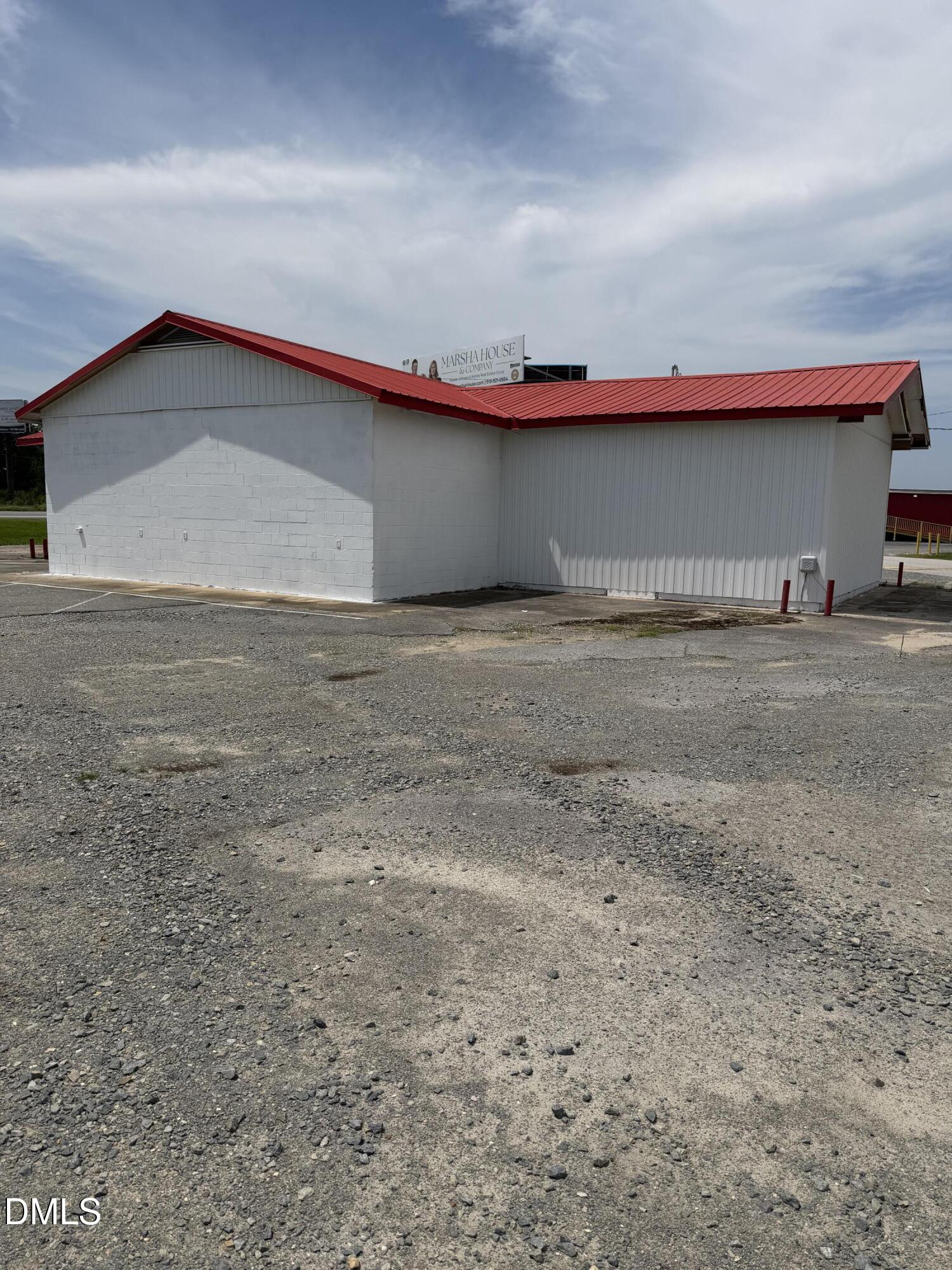 9577 E Us Highway 70 Highway E Property Photo 2