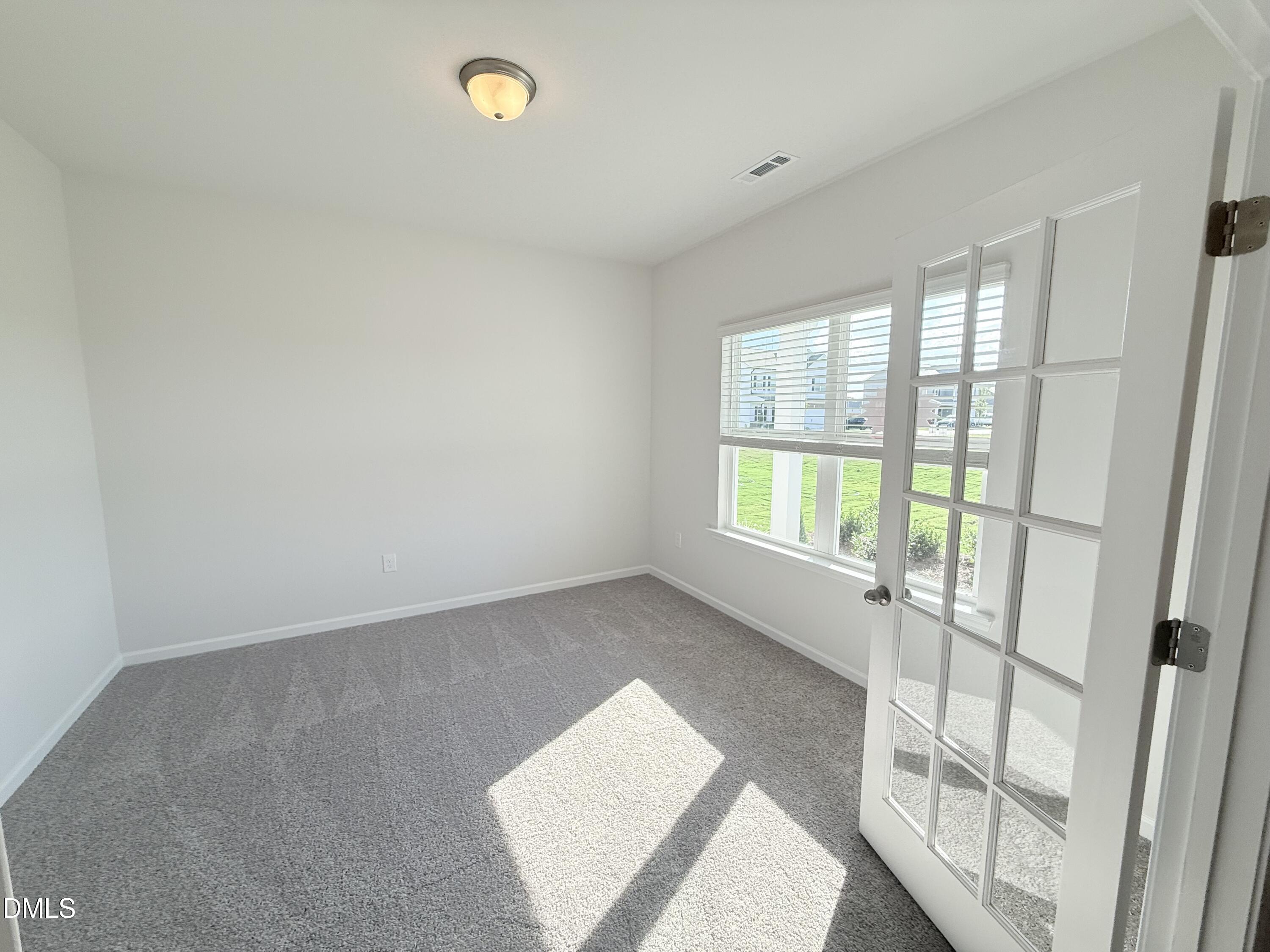 16 Valley Forge Lane Property Photo 3