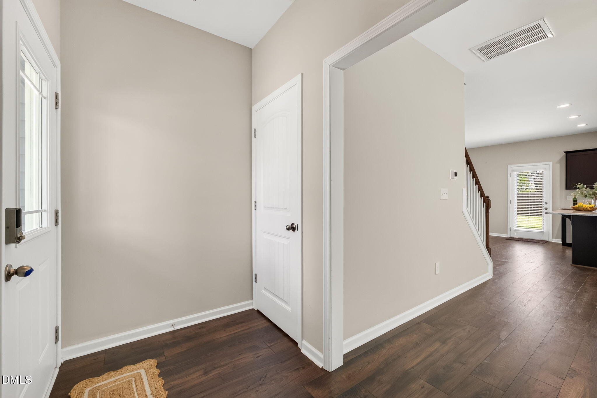 214 Sunfish Street Property Photo 5