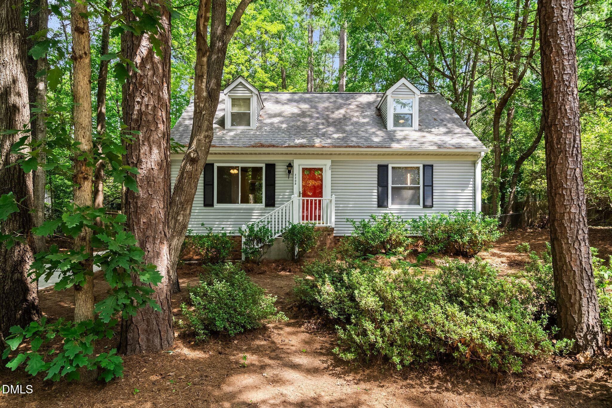 2205 Mariner Circle Property Photo 1