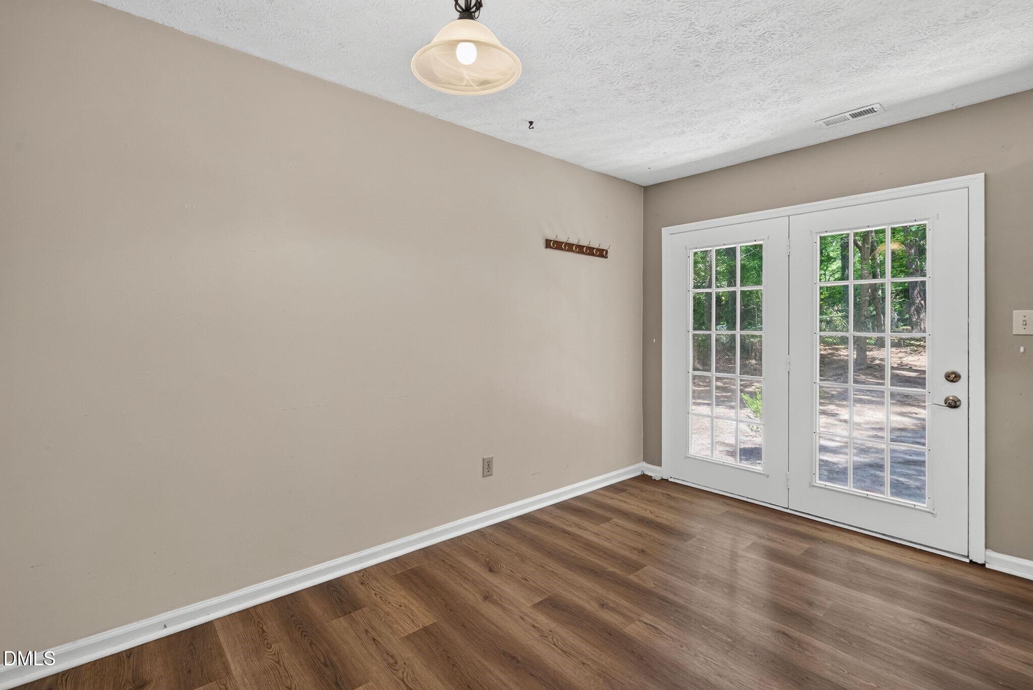 2205 Mariner Circle Property Photo 10