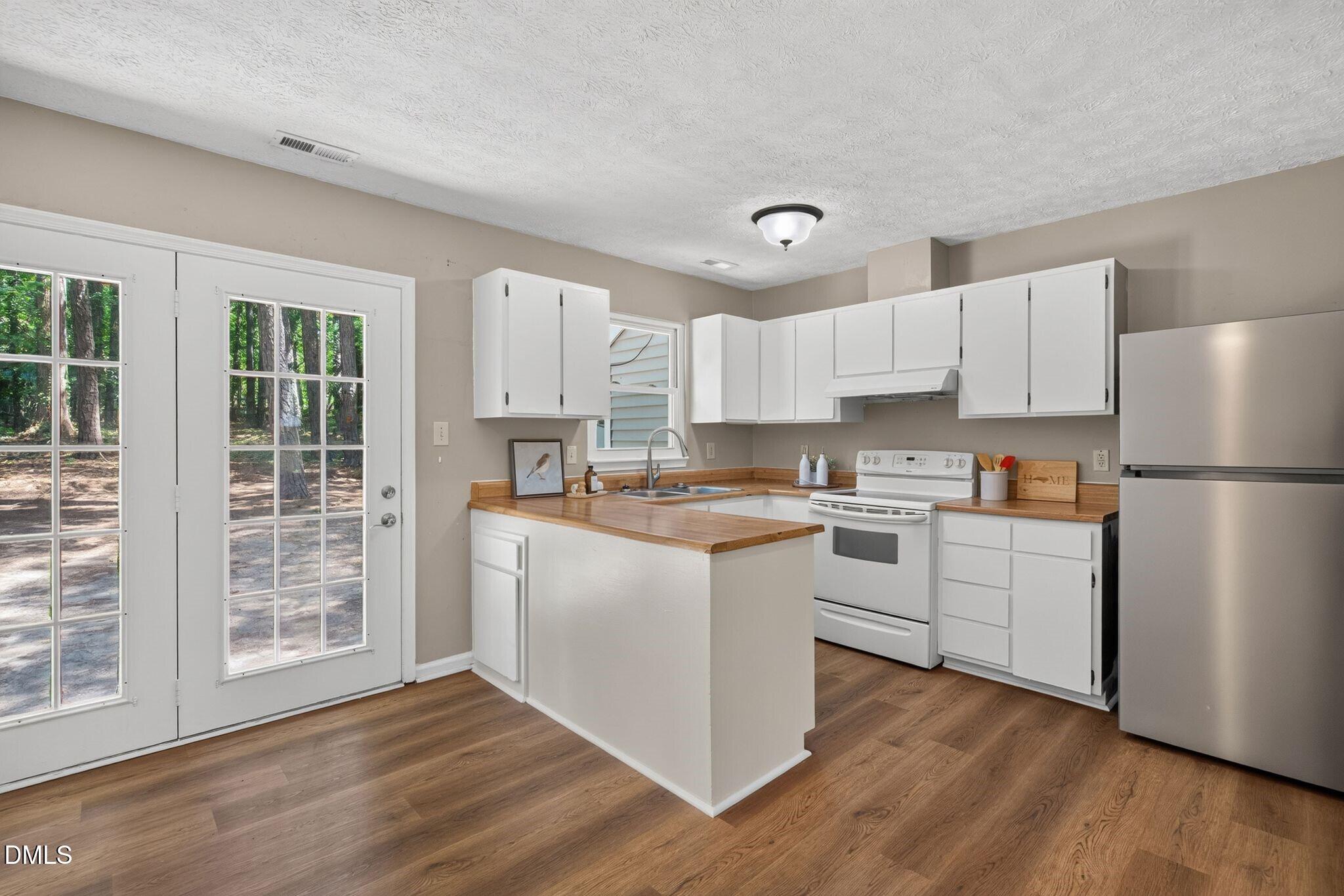 2205 Mariner Circle Property Photo 11