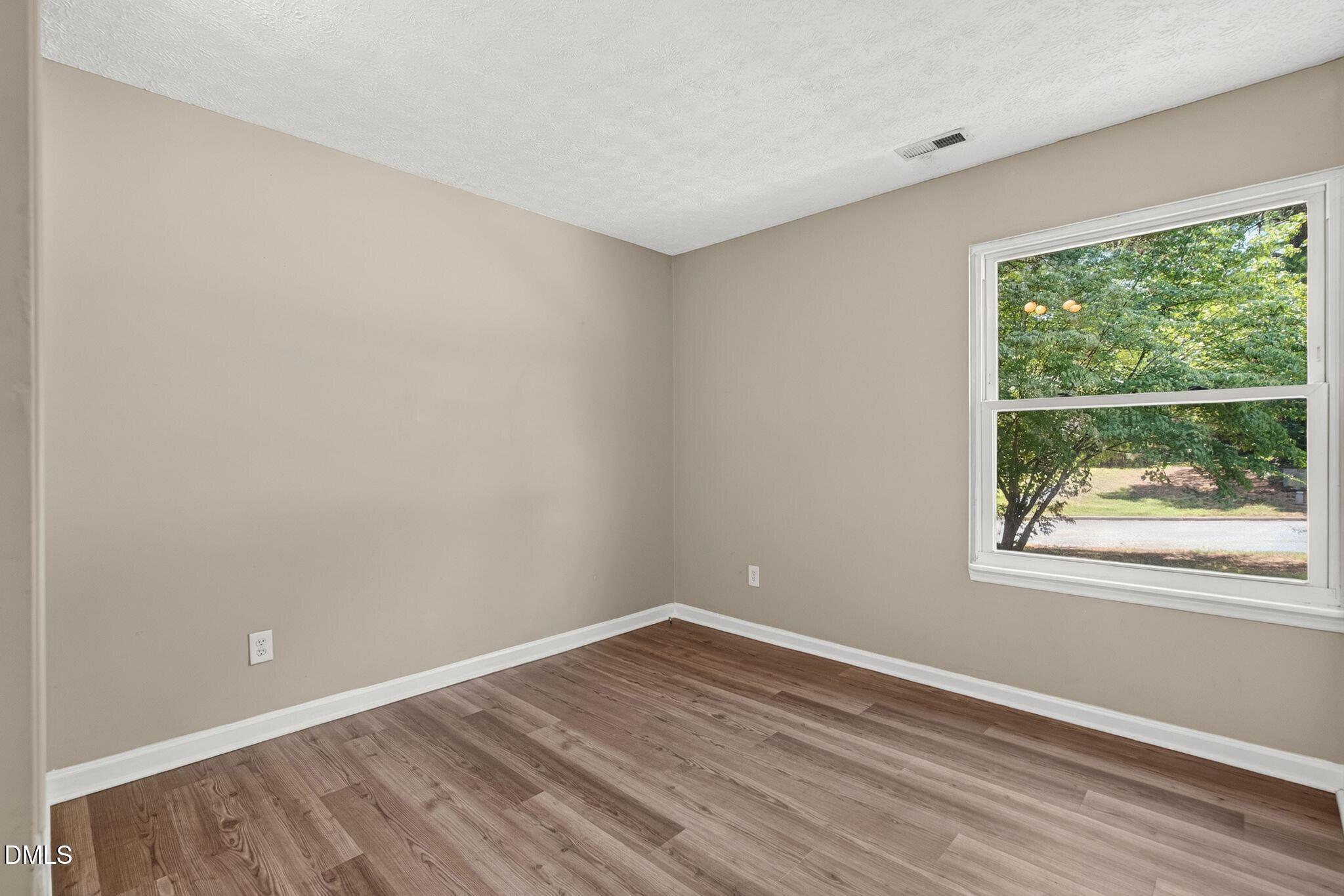 2412 Cavalier Street Property Photo 20