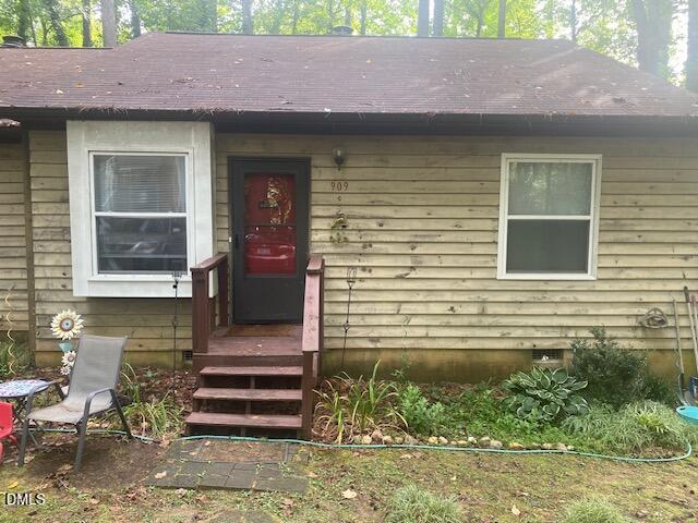 909 W Chatham Street Property Photo 1